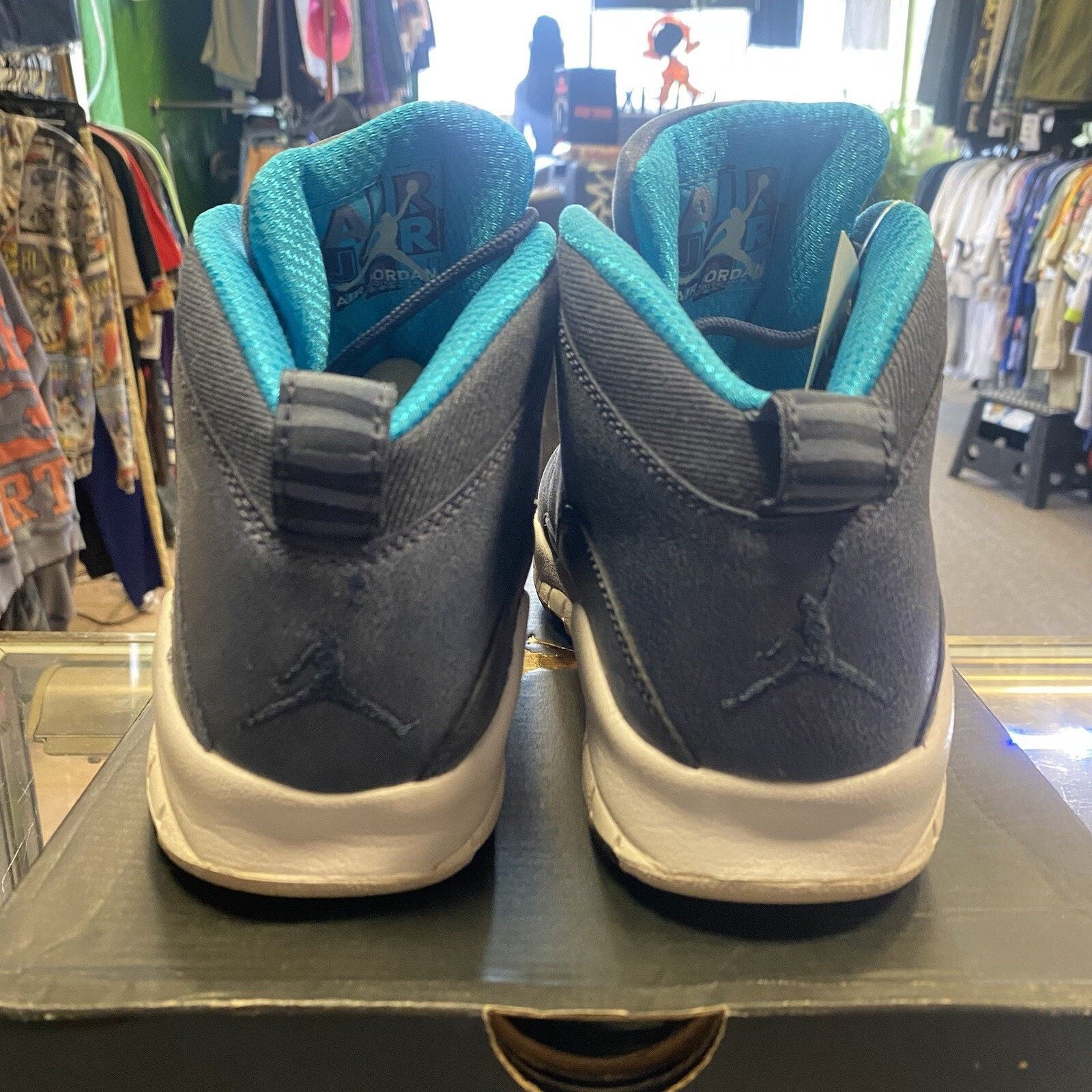 Jordan Brand Jordan 10 Retro Los Angeles 310806 404 City Pack Size 6y Size US 6 / EU 39 - 6 Thumbnail