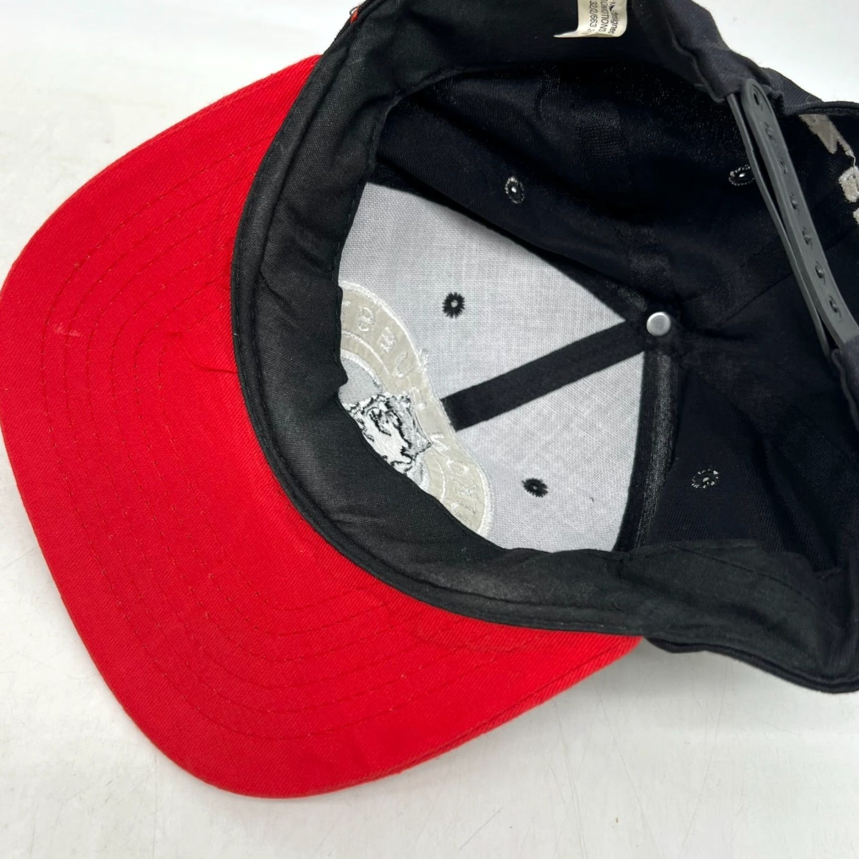 Quest VINTAGE IMI Yukon Quest Hat Trucker Snapback Black/Red Adult One Size Cotton Canvas IMI Tag Bill Hero Graphic 90s Theme Men’s Hat Size ONE SIZE - 5 Thumbnail