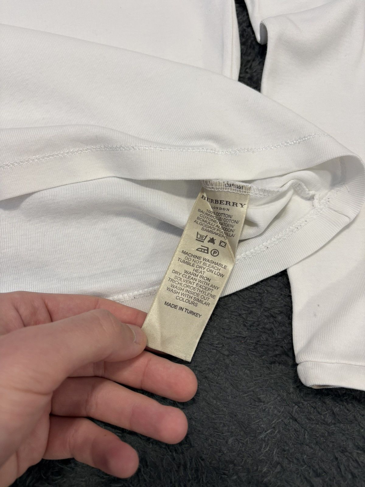 Burberry Burberry Brit Basic White Longsleeve Size XL / US 12-14 / IT 48-50 - 5 Thumbnail