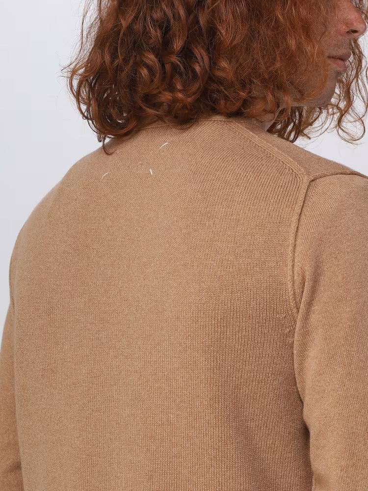 Maison Margiela o1y1124 Long Sleeves Sweater In Beige Size US S / EU 44-46 / 1 - 5 Thumbnail