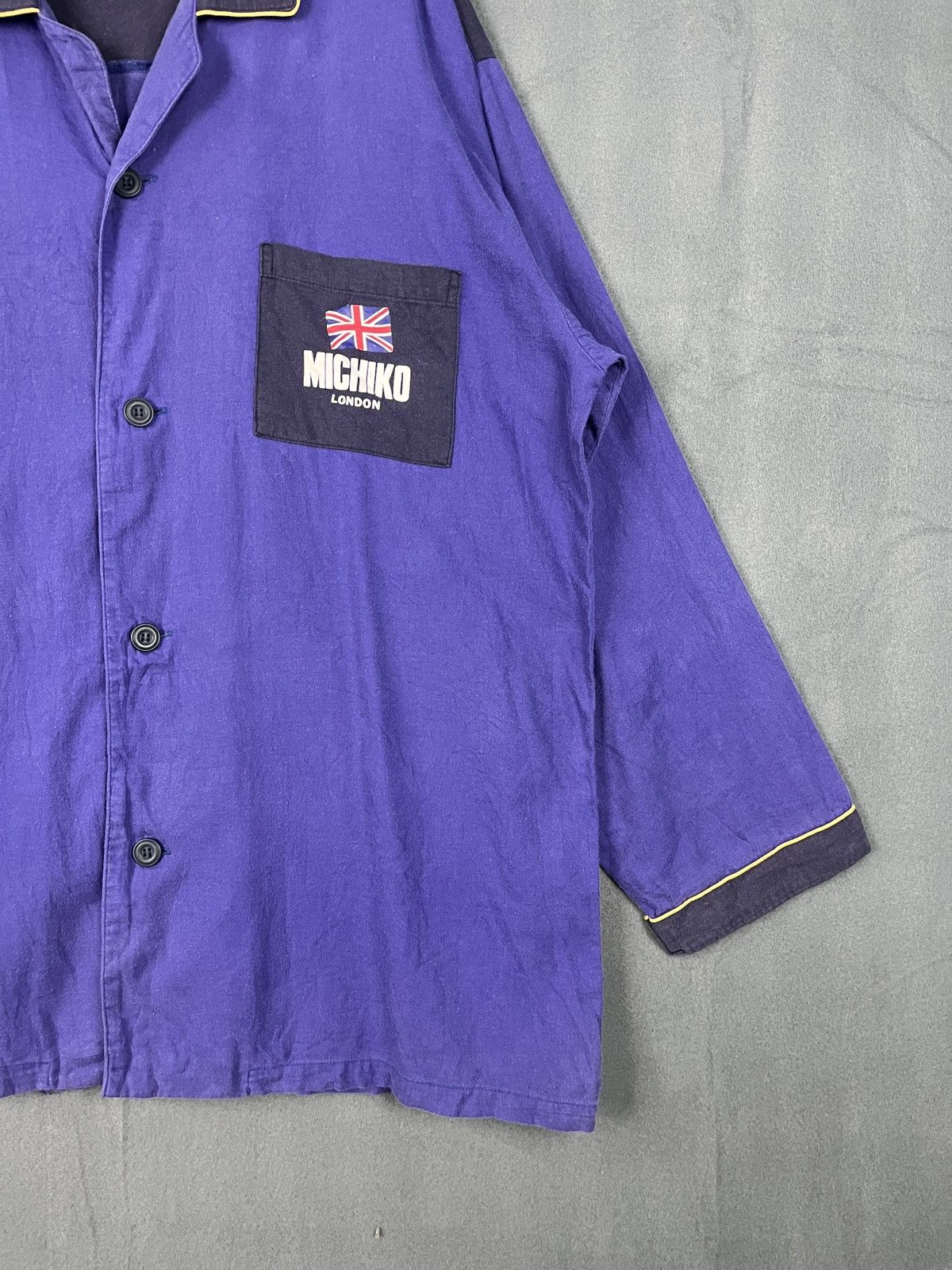 Michiko Koshino × Michiko Koshino London MICHIKO KOSHINO LONDON BUTTON UPS SHIRT SPELL OUT BACKHIT Size US L / EU 52-54 / 3 - 5 Thumbnail