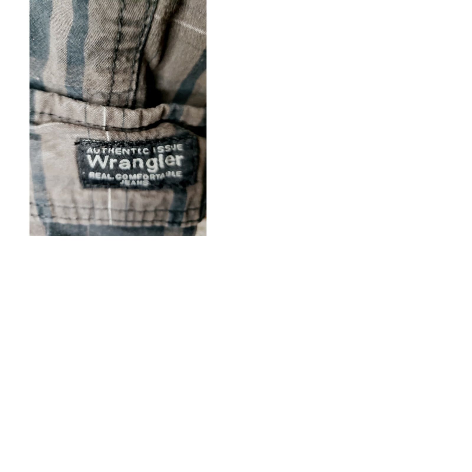 Wrangler Wrangler Men's 40 Flat-Front Relax Comfort-Fit Cargo Shorts Black Brown Plaid Size US 40 / EU 56 - 9 Thumbnail
