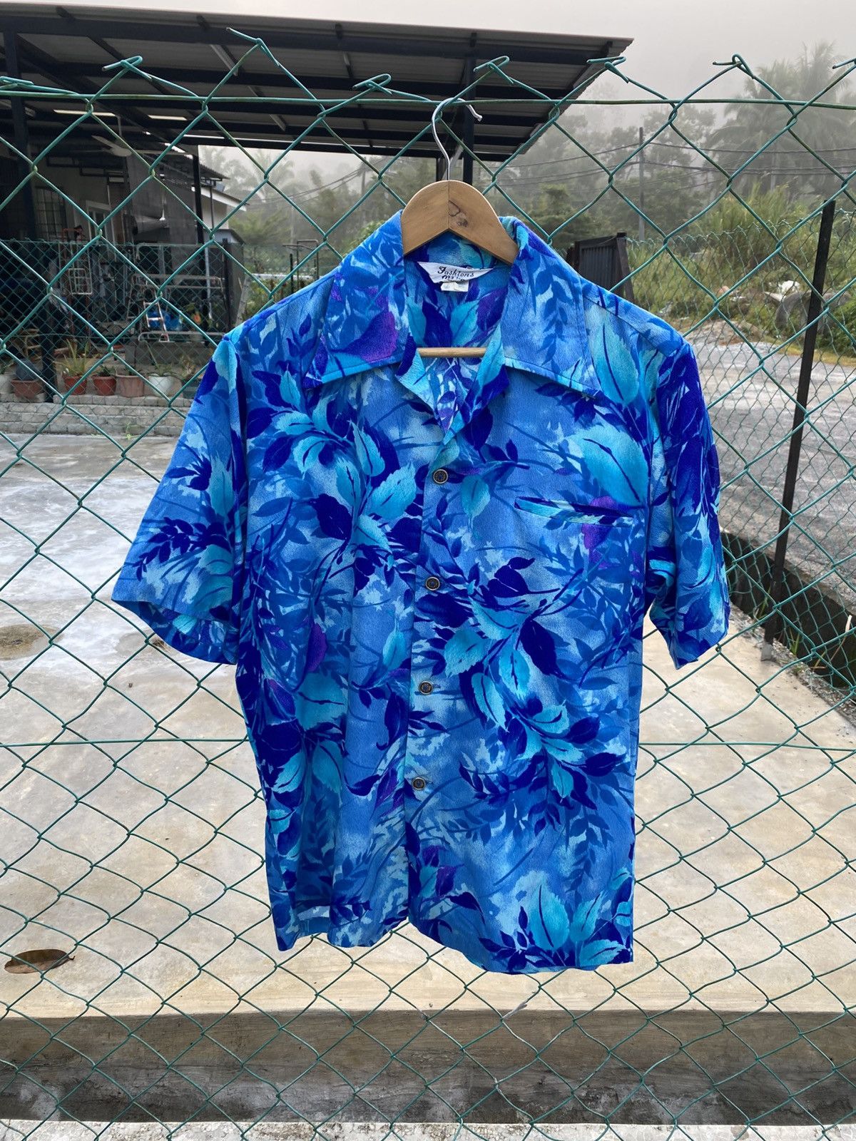 Vintage Vintage 70”s Fashion’s by myra hawaiian shirts Size US M / EU 48-50 / 2 - 1 Thumbnail