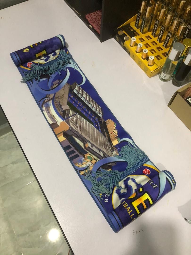 Chelsea Soccer Chelsea FC Scarf / Muffler / Neckwear Size ONE SIZE - 8 Thumbnail