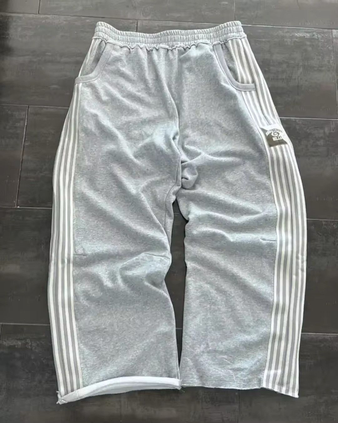 Japanese Brand × Vintage Retro Style Stripe Baggy Casual Pants Elastic Waist Size US 31 - 1 Thumbnail