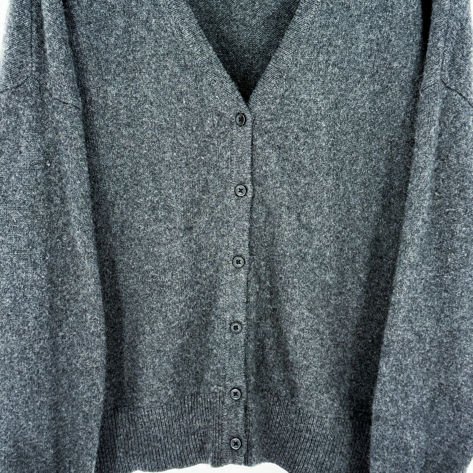 Patagonia Patagonia Recycled Cashmere Long Sleeve Button Up Cardigan I Size M / US 6-8 / IT 42-44 - 3 Thumbnail