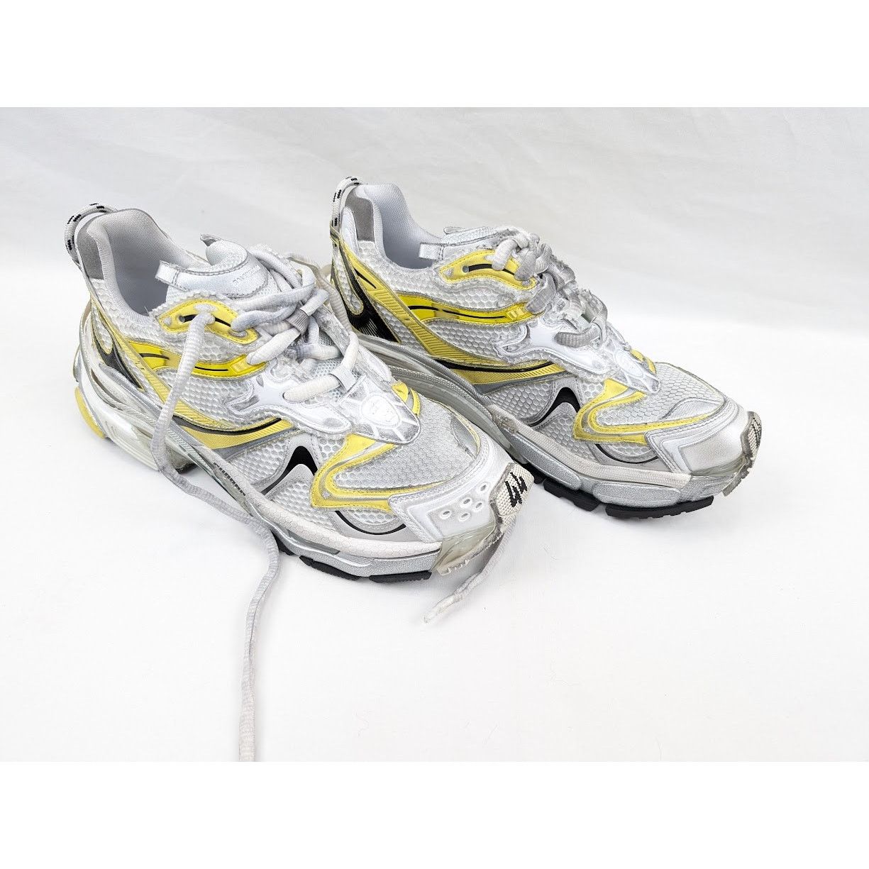 Balenciaga o1rshd1 Runners 2 Sneakers in White/Yellow/Black Size US 11 / EU 44 - 15 Thumbnail