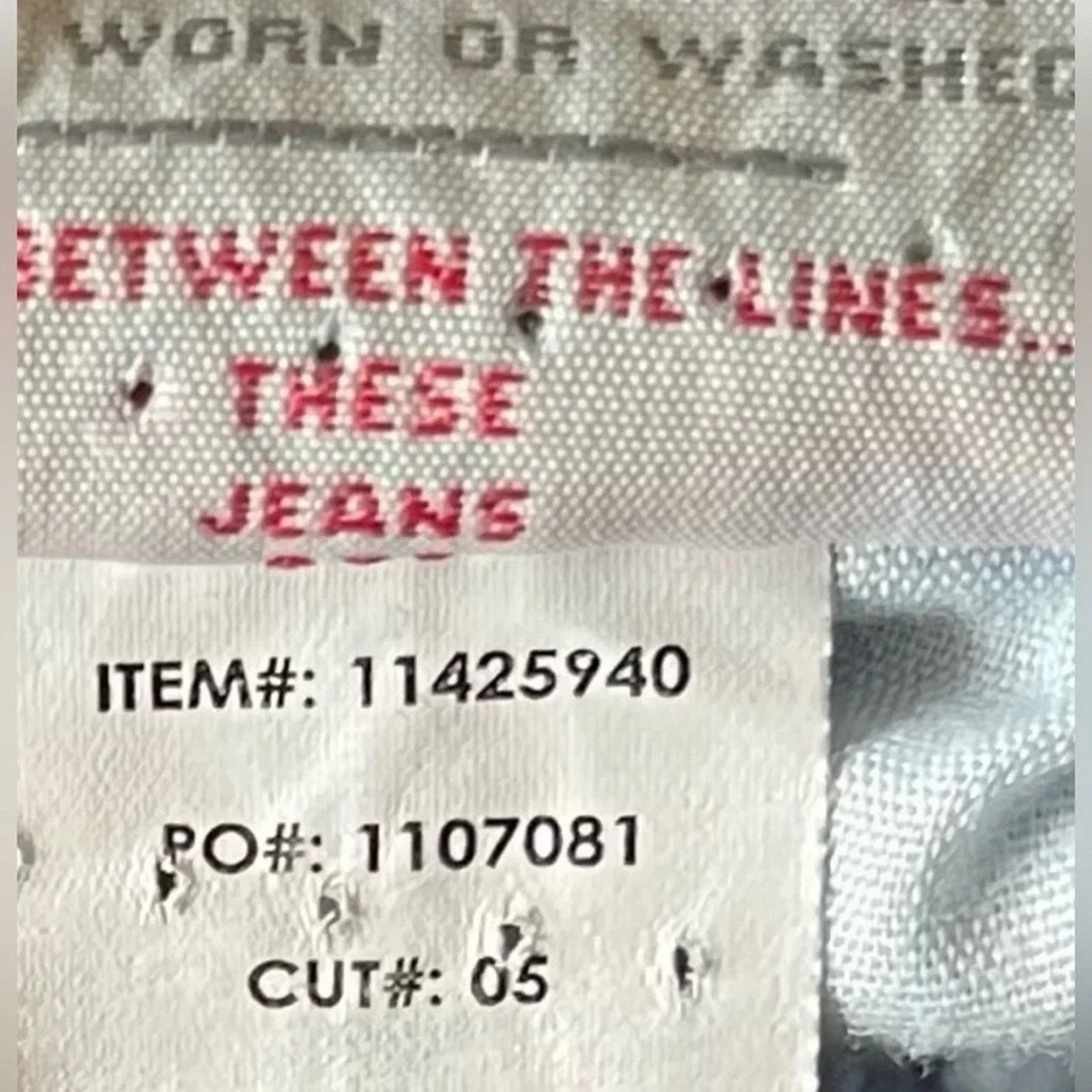 The Unbranded Brand Torrid Premimum Ultimate Stretch Jegging jeans, size 18R. Size 40" / US 18 - 8 Thumbnail