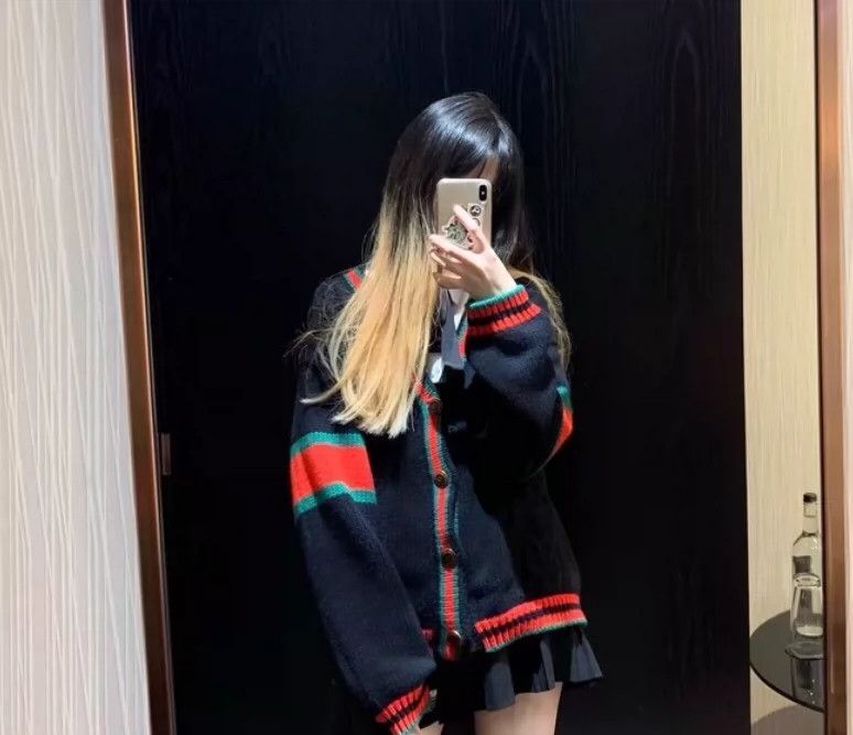 Gucci Gucci Black striped wool V-neck long-sleeved knitted cardig Size US M / EU 48-50 / 2 - 9 Thumbnail