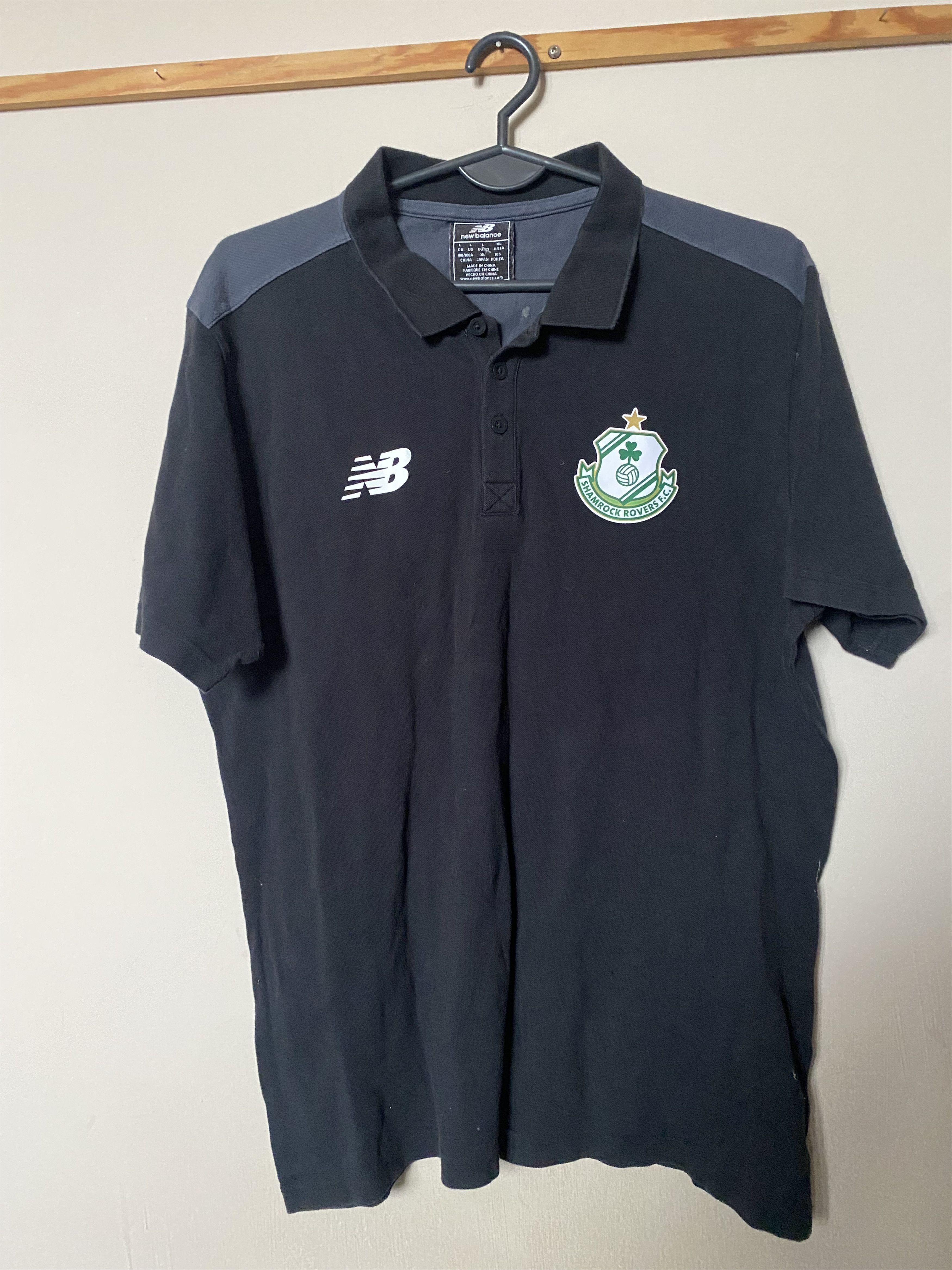 New Balance Polo Shirt SHAMROCK ROVERS F.C. New Balance - M/L - UNIQUE Size US L / EU 52-54 / 3 - 1 Thumbnail