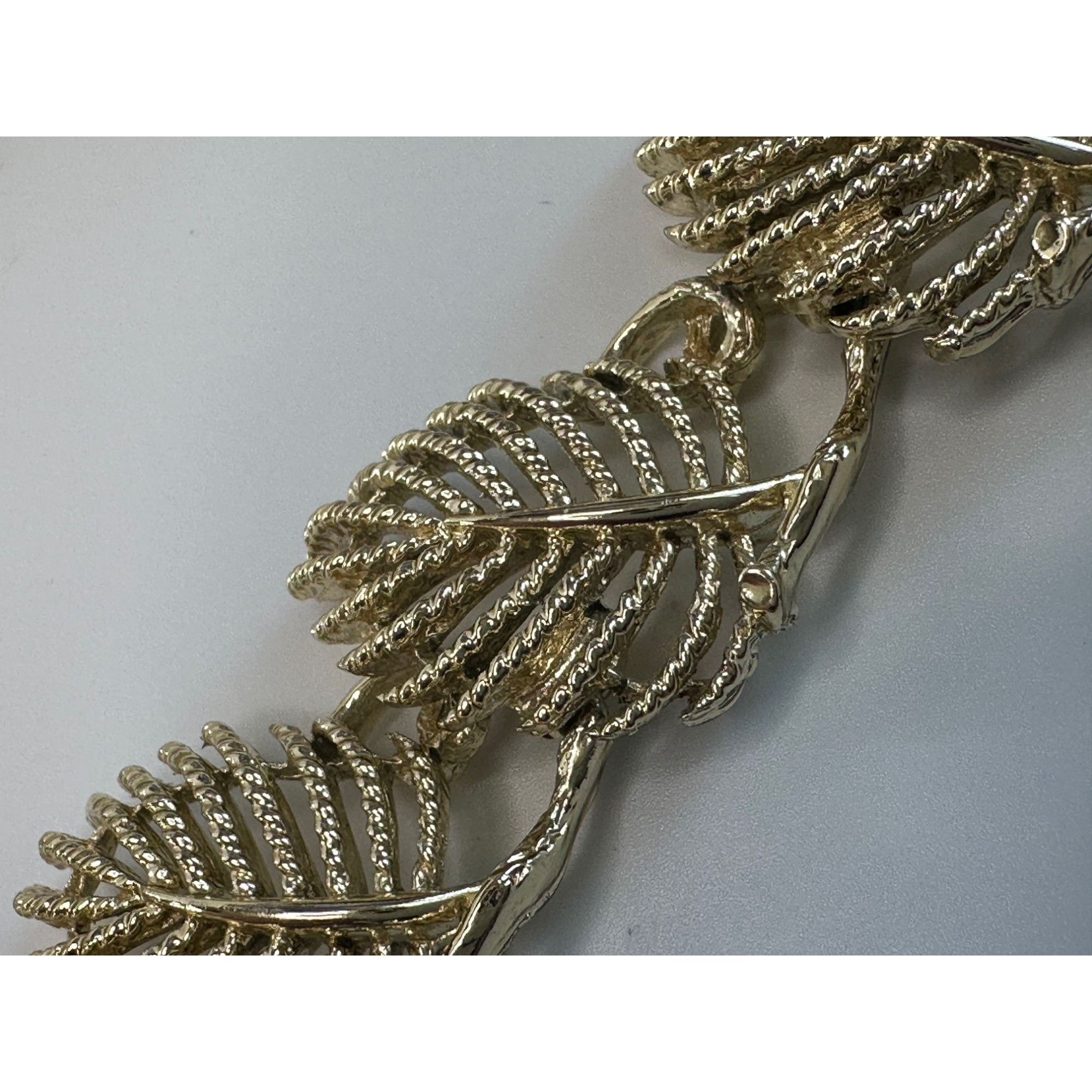 Other Vintage Women's Beautiful Gold Tone LISNER Leaf Necklace Size ONE SIZE - 15 Thumbnail