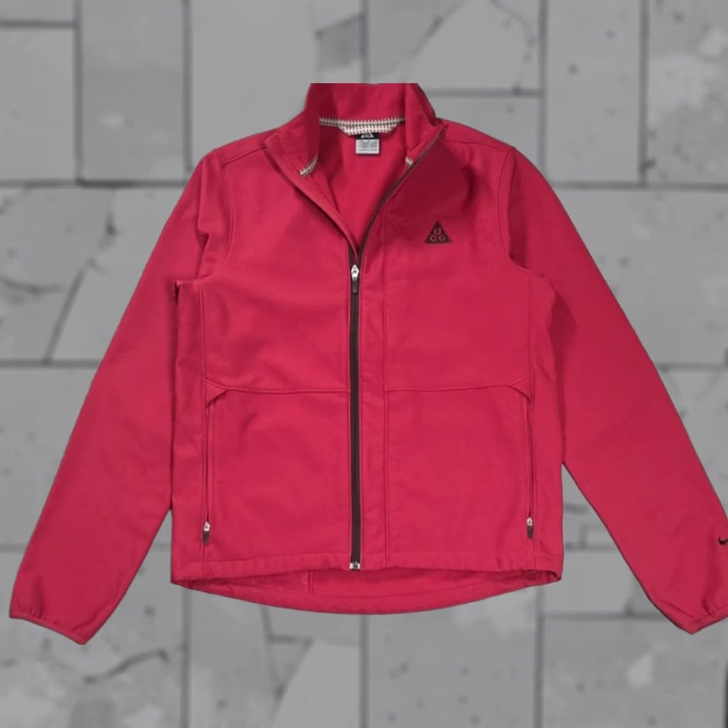 Nike ACG NIKE ACG Full Zip Soft Shell Jacket Red Black Mens M Drawstring Y2k Rare Vintage Nike ACG Jacket Size US M / EU 48-50 / 2 - 1 Thumbnail