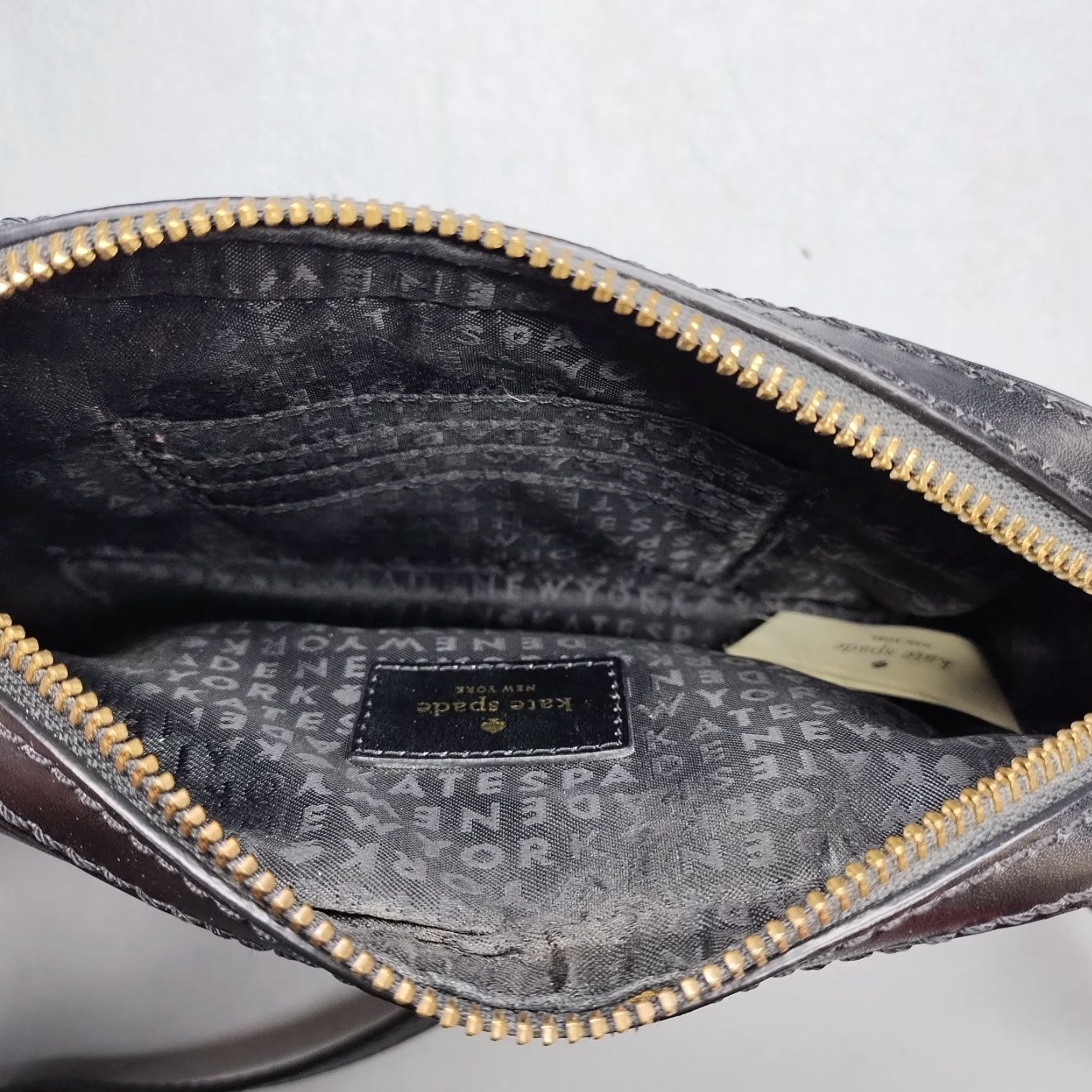 Vintage kate spade new york Ivy Street Clover Crossbody Bag Womens Black Silver Adjustable Strap Crossbody Bag Womens Small Black & Silver 90s style Size ONE SIZE - 6 Thumbnail