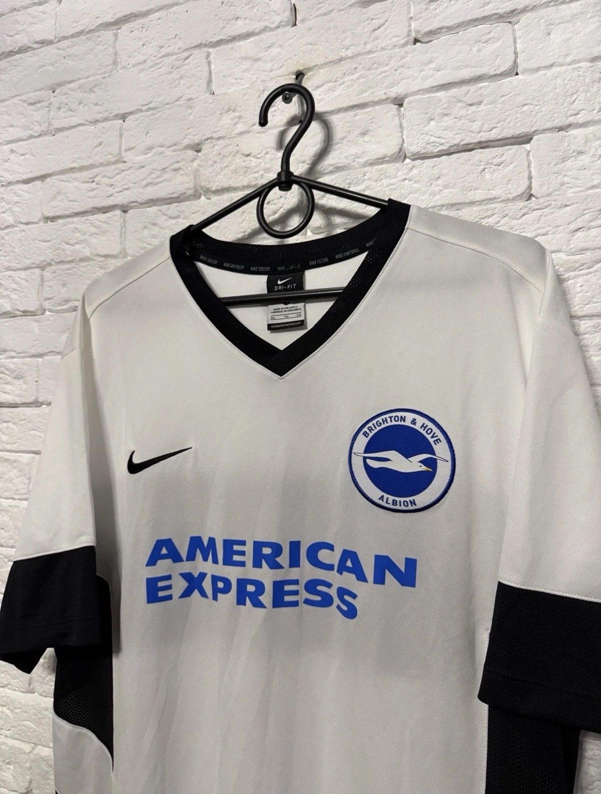 Nike Rare Nike Brighton Hove Albion Jersey Football Shirt Sz XL Size US XL / EU 56 / 4 - 2 Thumbnail