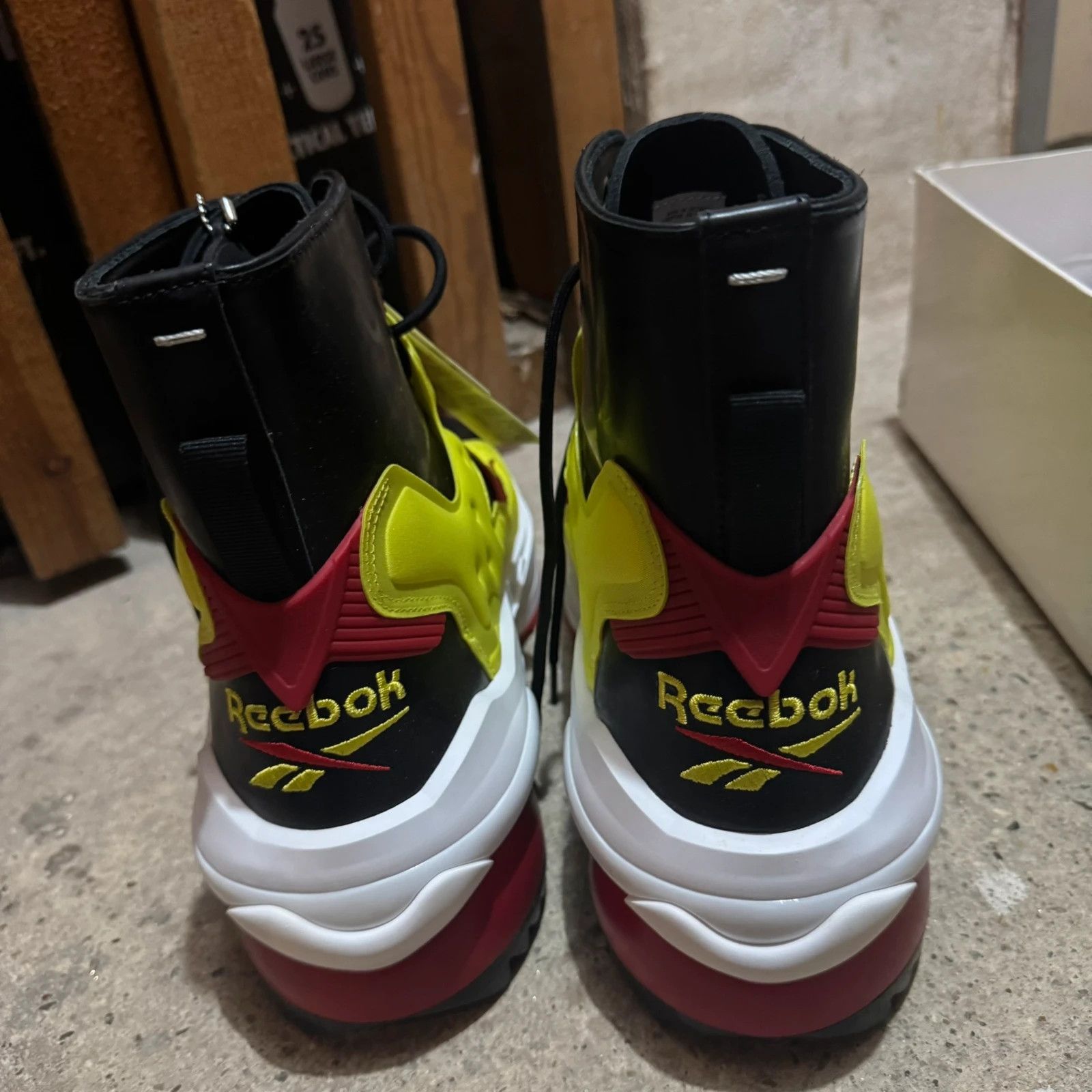 Maison Margiela × Reebok Maison Margiela x reebok tabi high sneakers boots Size US 11.5 / EU 44-45 - 5 Thumbnail