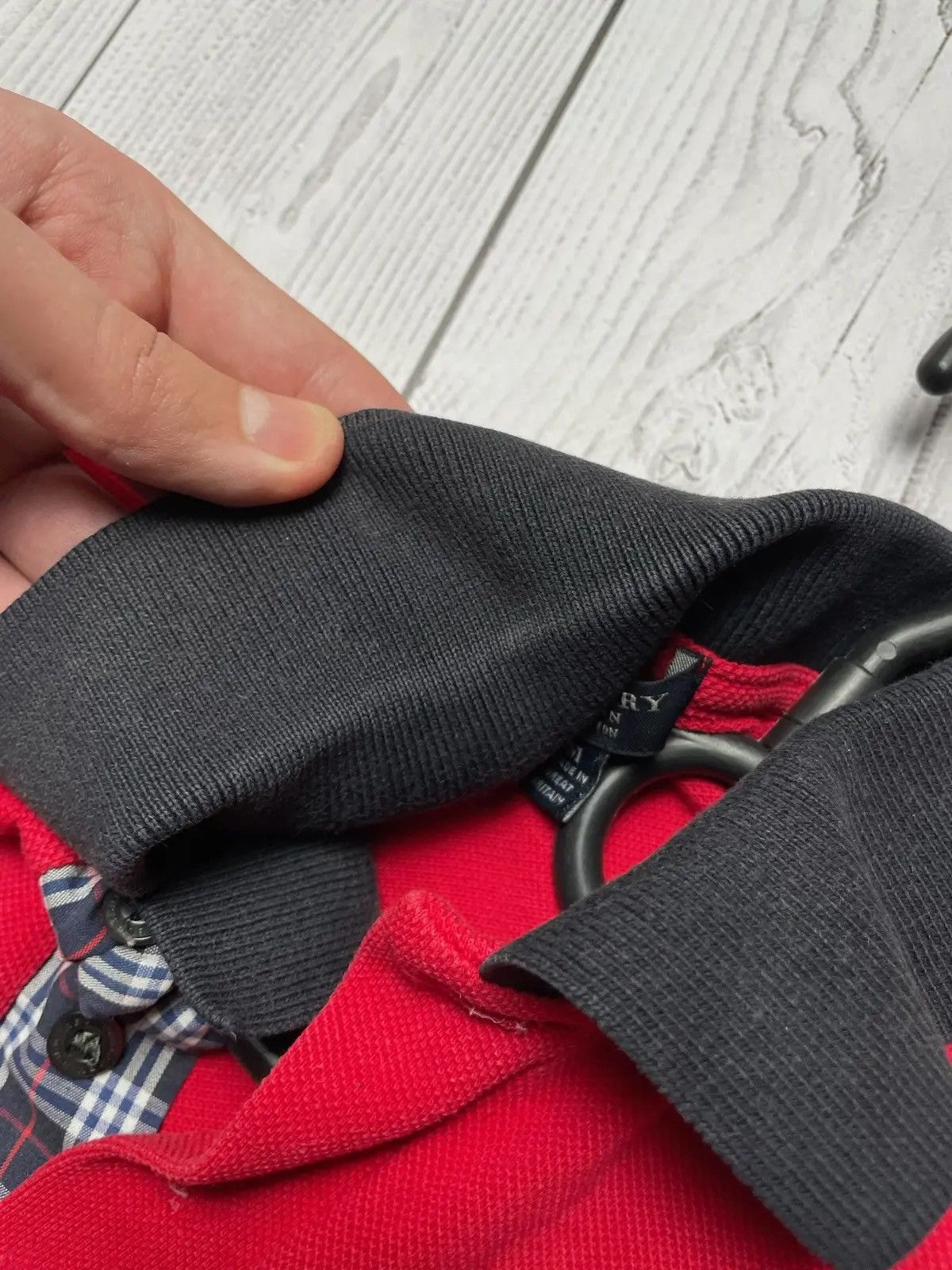 Burberry × Vintage Vintage Burberry polo plaid red size M logo Size US M / EU 48-50 / 2 - 5 Thumbnail