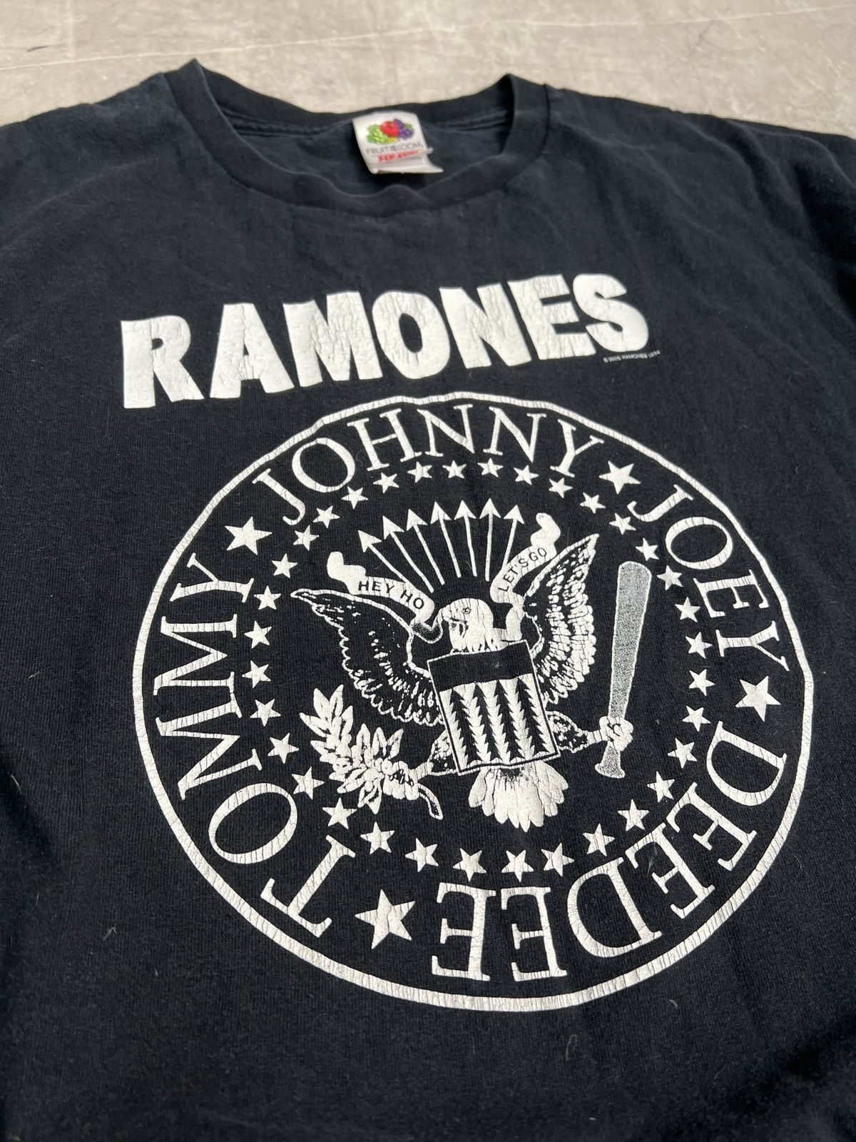 Fruit Of The Loom Vintage Ramones 20005 fruit of the loom tee tour t shirt y2k Size US XL / EU 56 / 4 - 5 Thumbnail