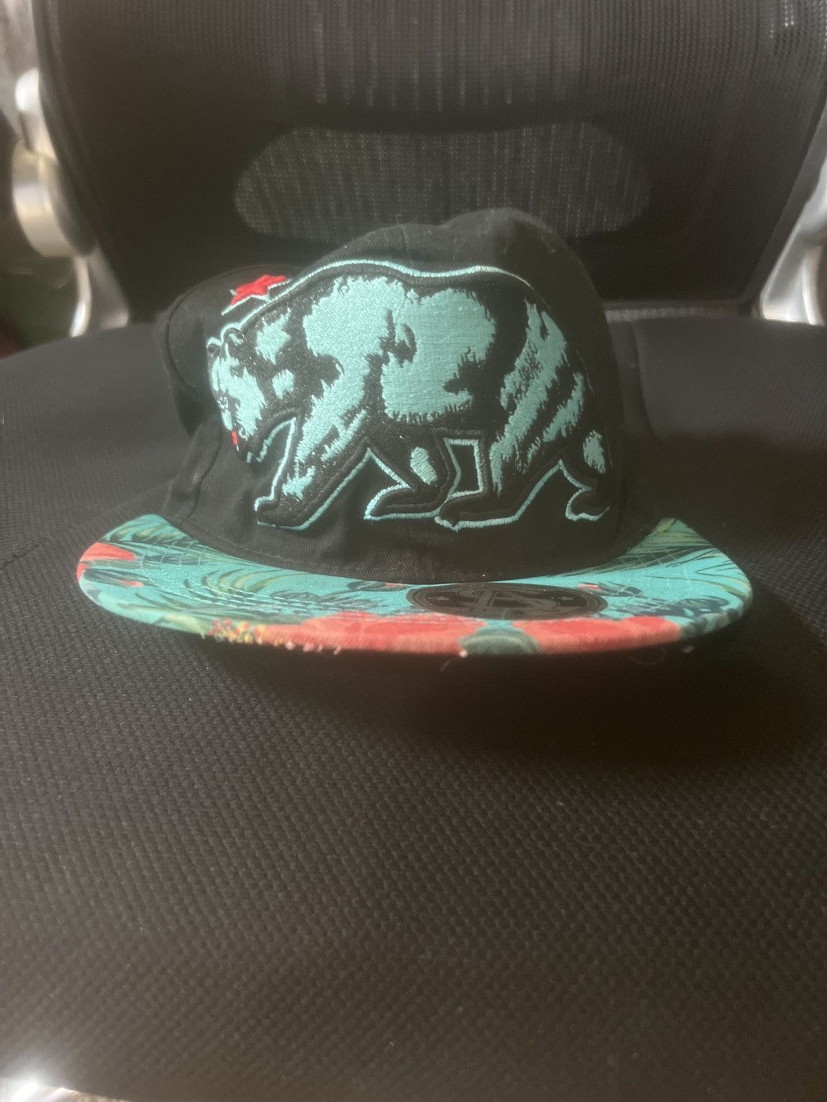 California Republic Sole Addiction California Republic Logo Floral Snapback Size ONE SIZE - 1 Thumbnail