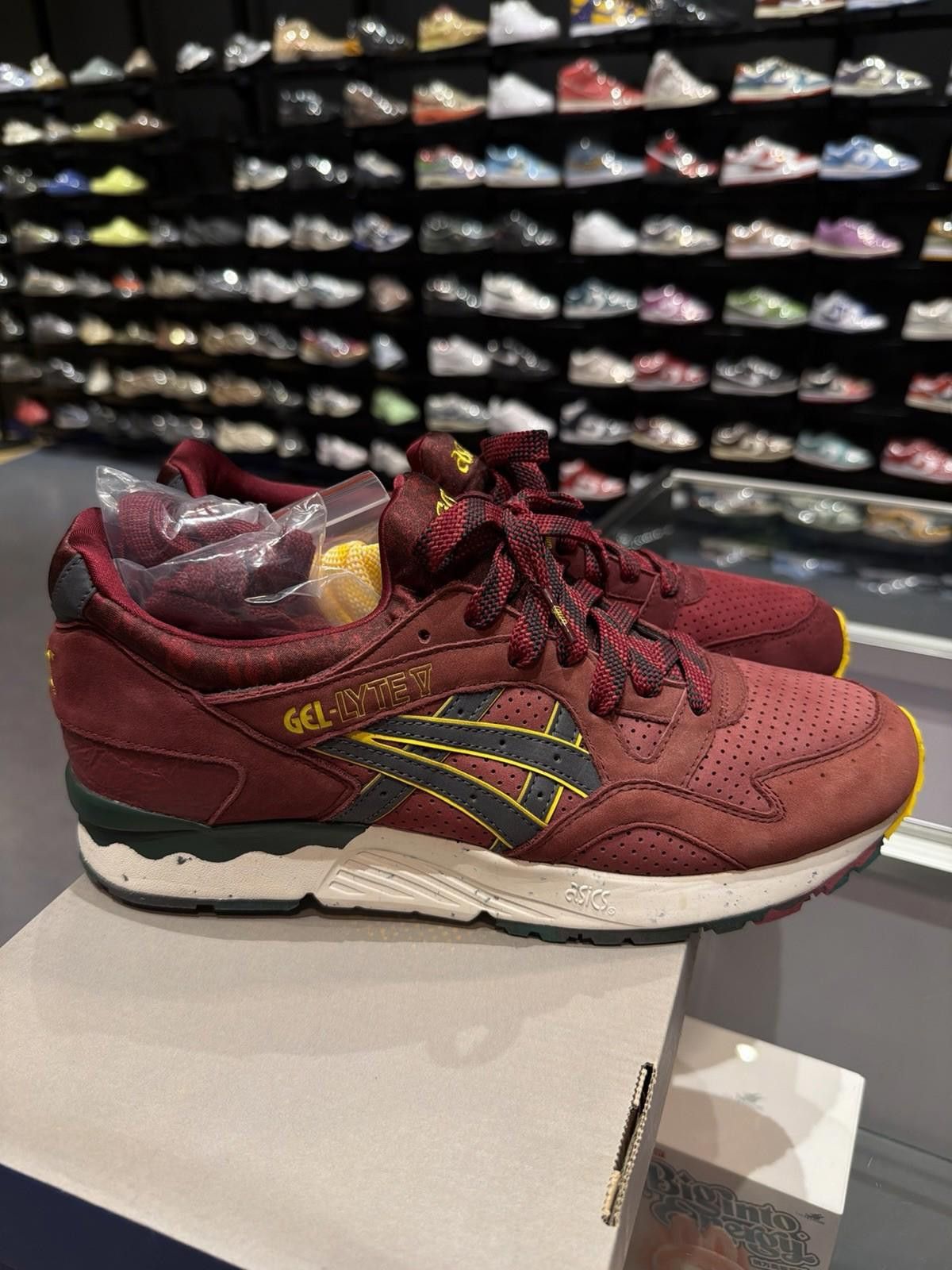 Asics 12 - ASICS GEL-Lyte V x The Good Will Out Koyo 2014 NEW RARE Size US 12 / EU 45 - 12 Thumbnail