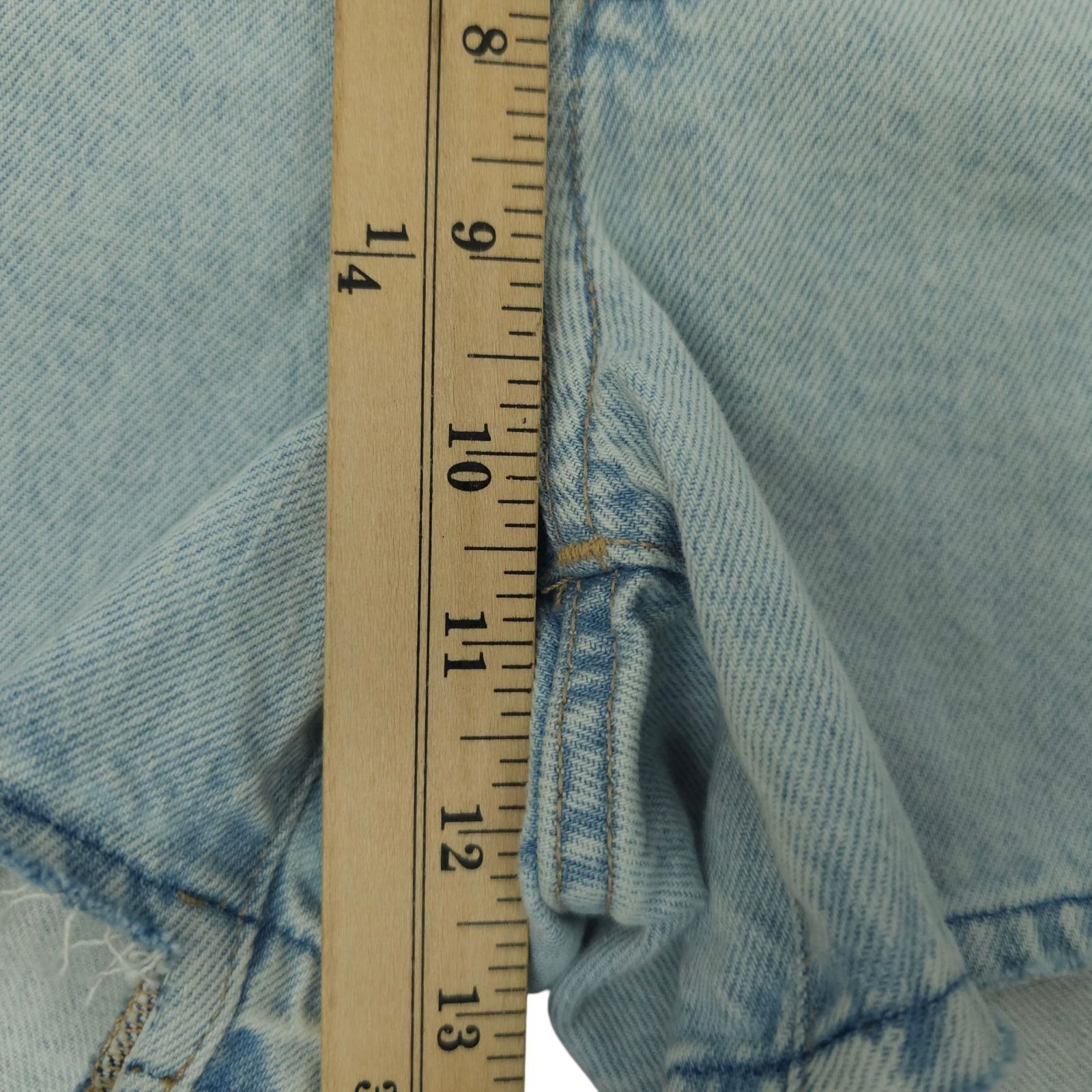 Express Express Denim Shorts Womens 10 Light Wash Boho Mid Rise Raw Size 32" / US 10 / IT 46 - 19 Thumbnail