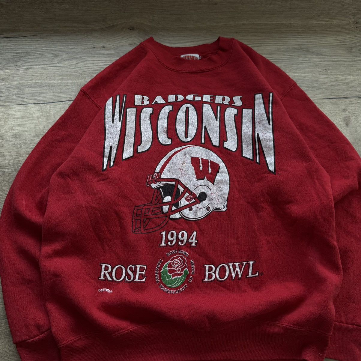 NFL × Nutmeg Wisconsin badgers vintage 1994 crewneck Size US L / EU 52-54 / 3 - 2 Thumbnail