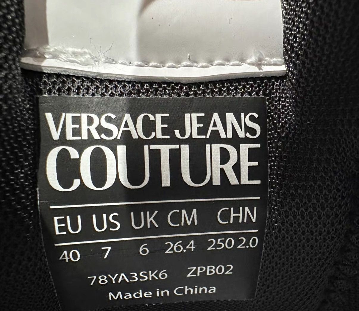 Versace Versace Jeans Court 88 Calfskin Flat Sneakers J42 Size US 7 / EU 40 - 7 Thumbnail