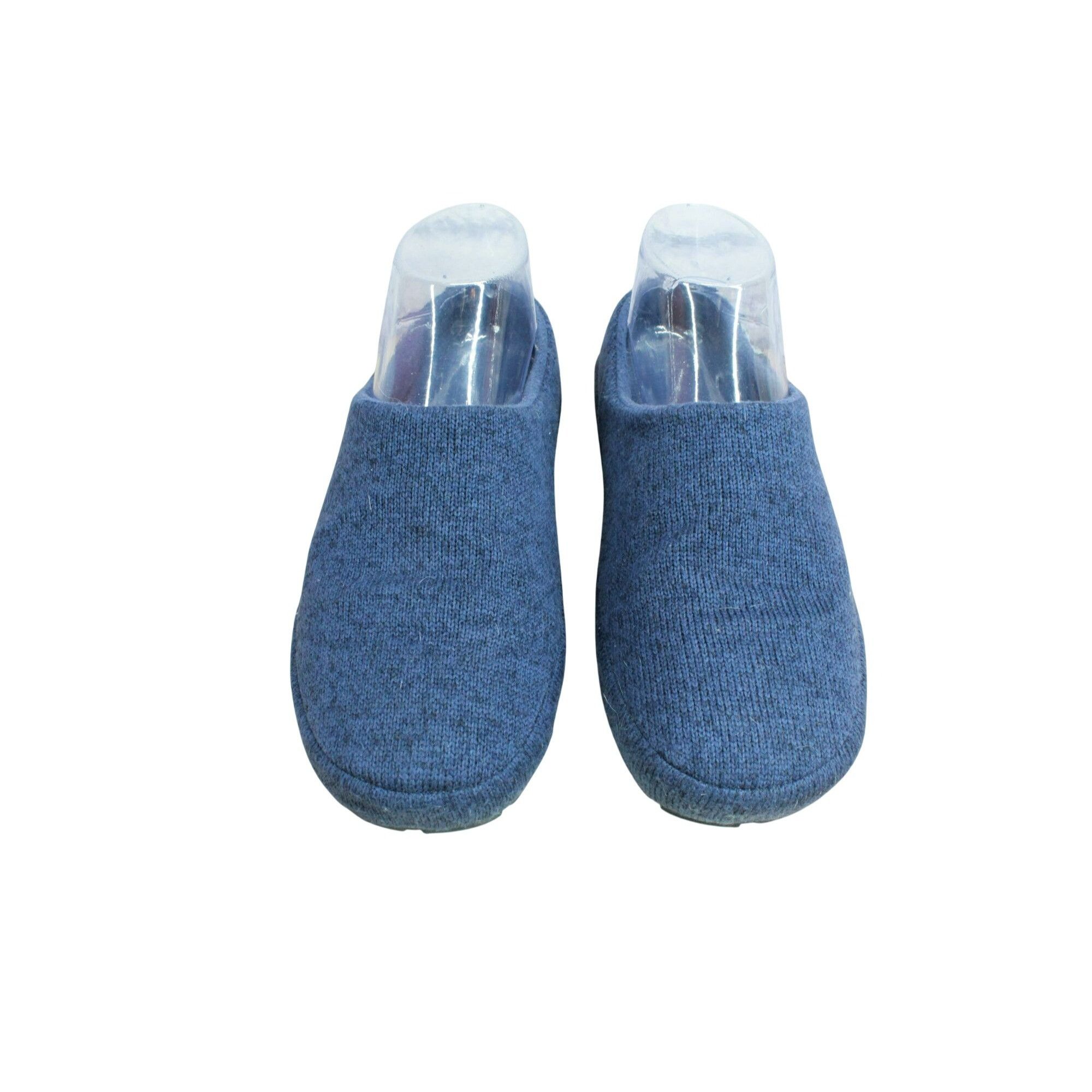 L.L. Bean LL Bean Women’s Knit Fleece Slippers Blue Size 6 M Size US 6 / IT 36 - 5 Thumbnail