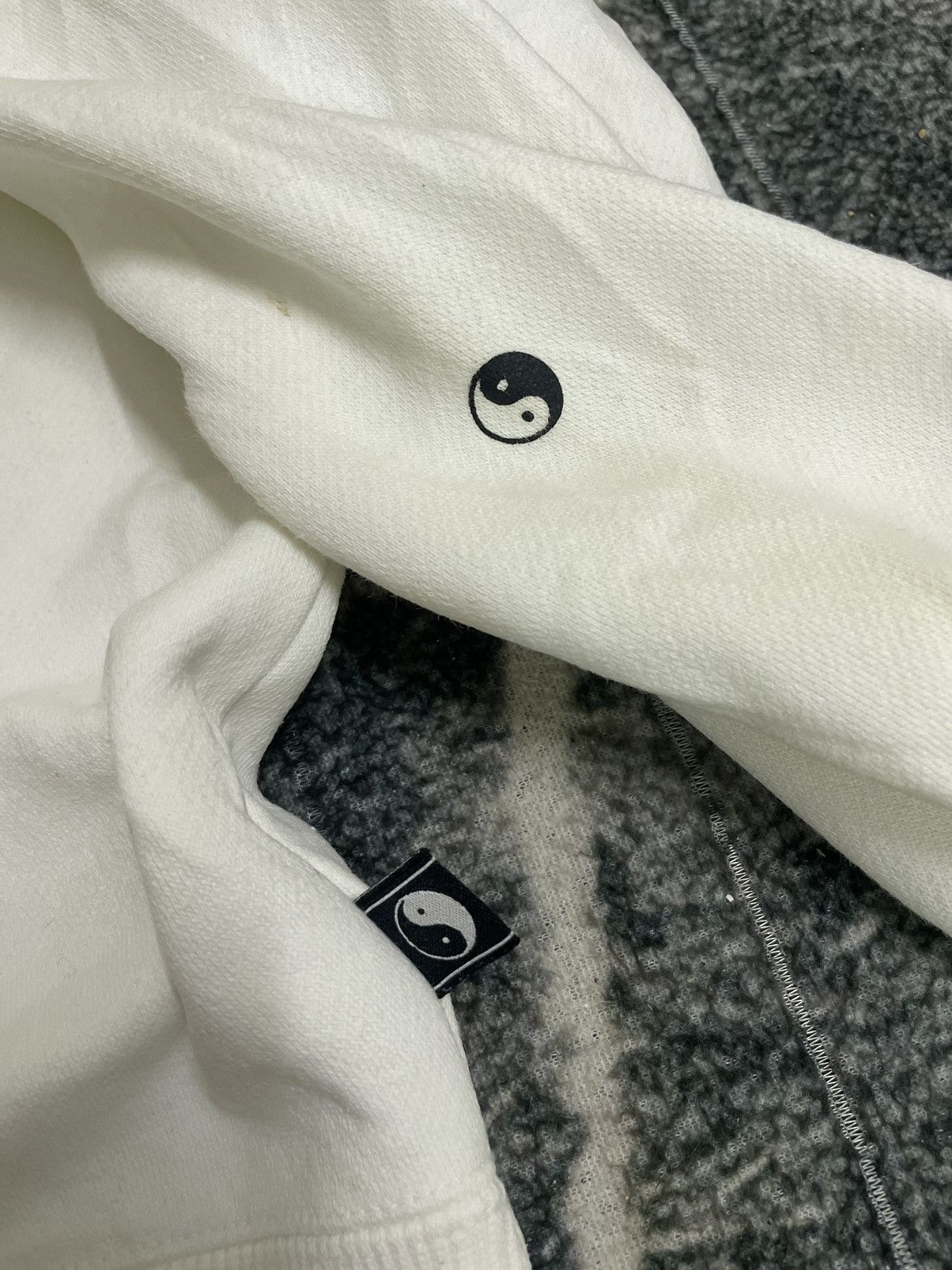 Other T&C SURF CENTER LOGO SWEATSHIRT Size US M / EU 48-50 / 2 - 5 Thumbnail