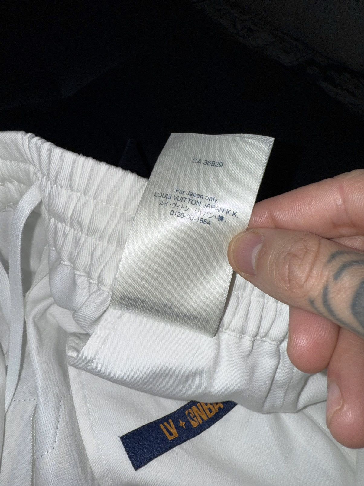 Louis Vuitton Louis Vuitton nba logo shorts L Size US 34 / EU 50 - 12 Thumbnail