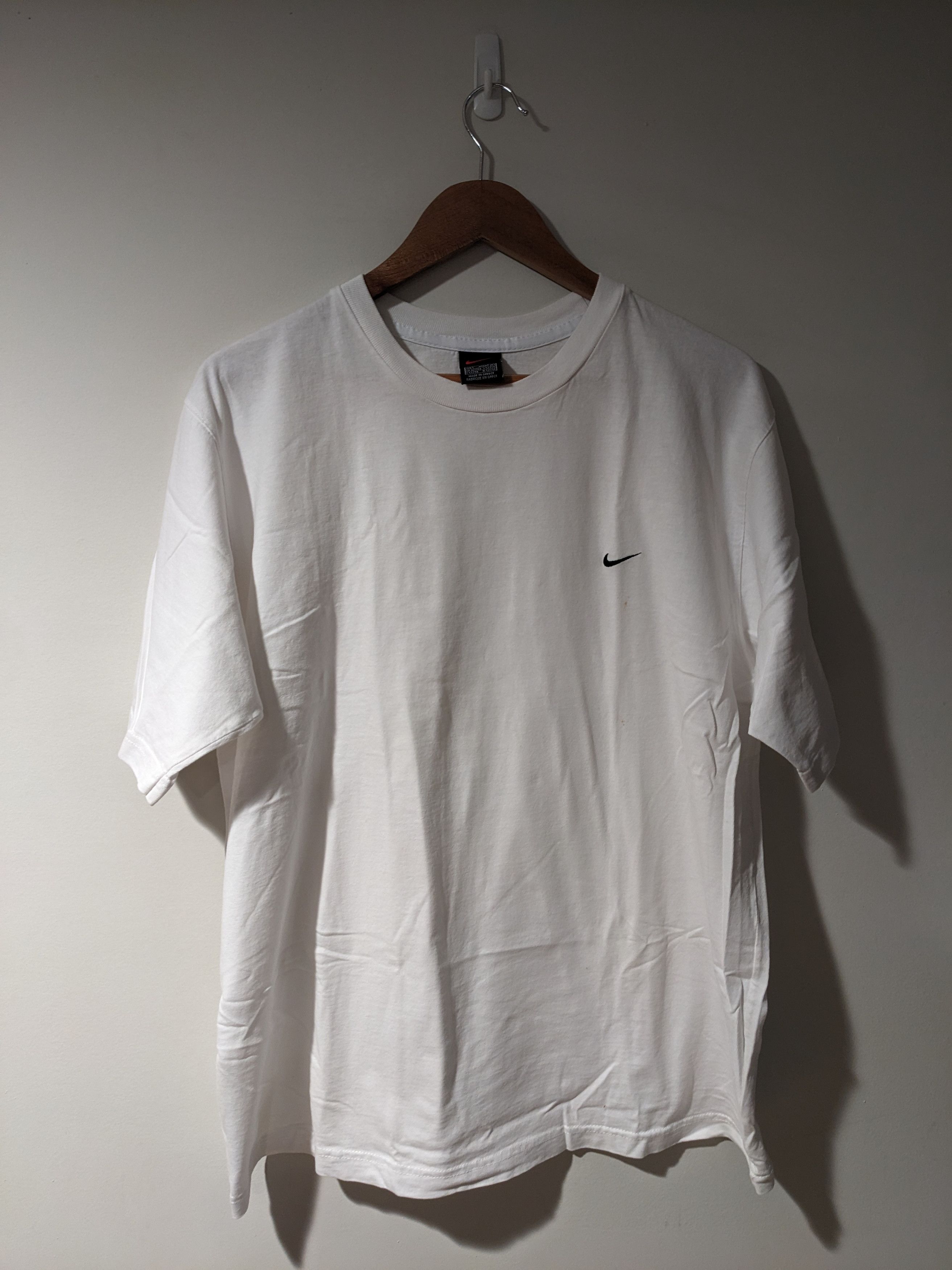 Nike × Vintage Vintage Y2K Nike Essential Mini Swoosh White Large T-Shirt Size US L / EU 52-54 / 3 - 1 Thumbnail