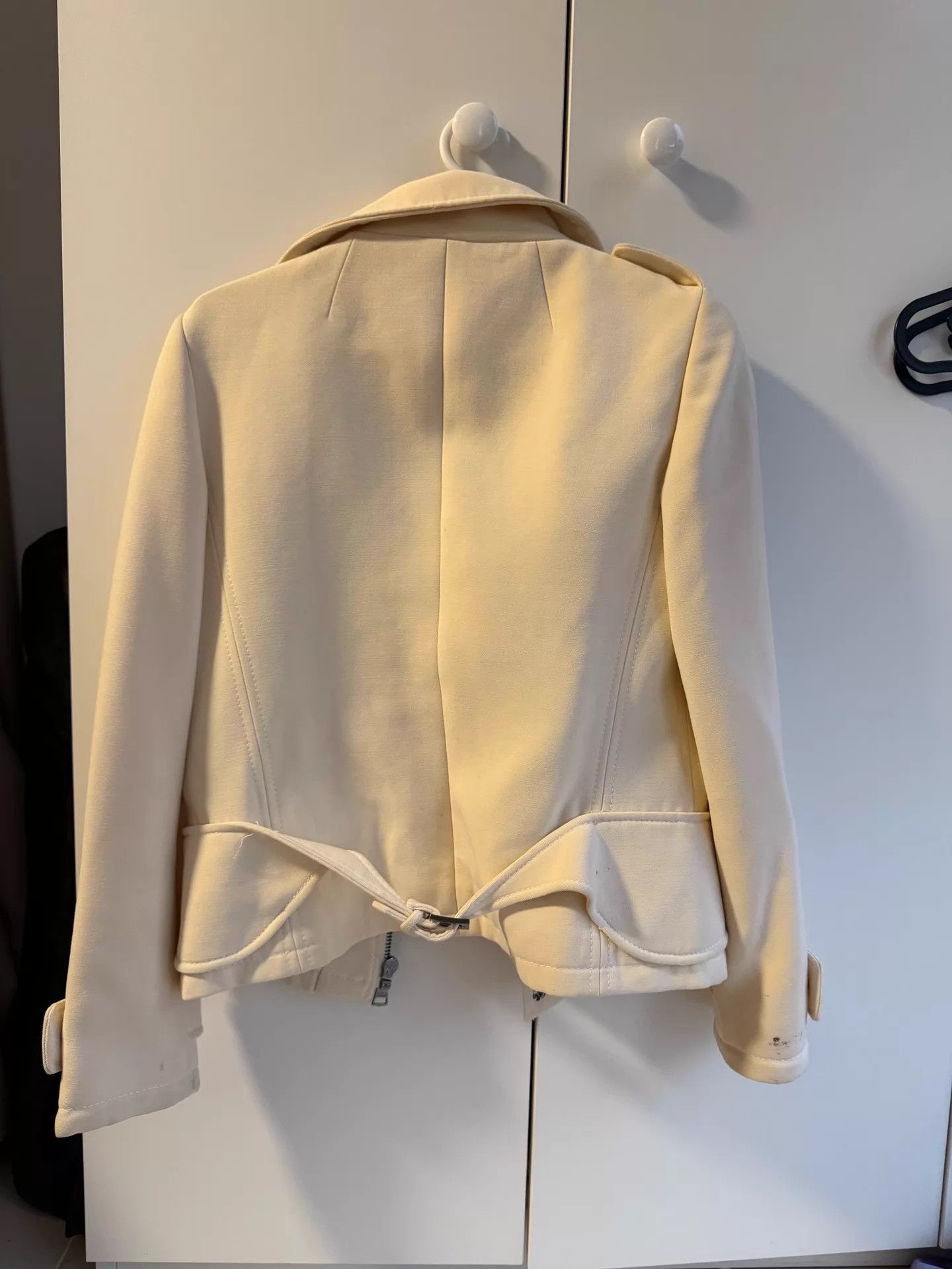 Dolce & Gabbana Dolce & Gabbana Vintage Ivory Silk Print Jacket Size 40 Size S / US 4 / IT 40 - 2 Thumbnail
