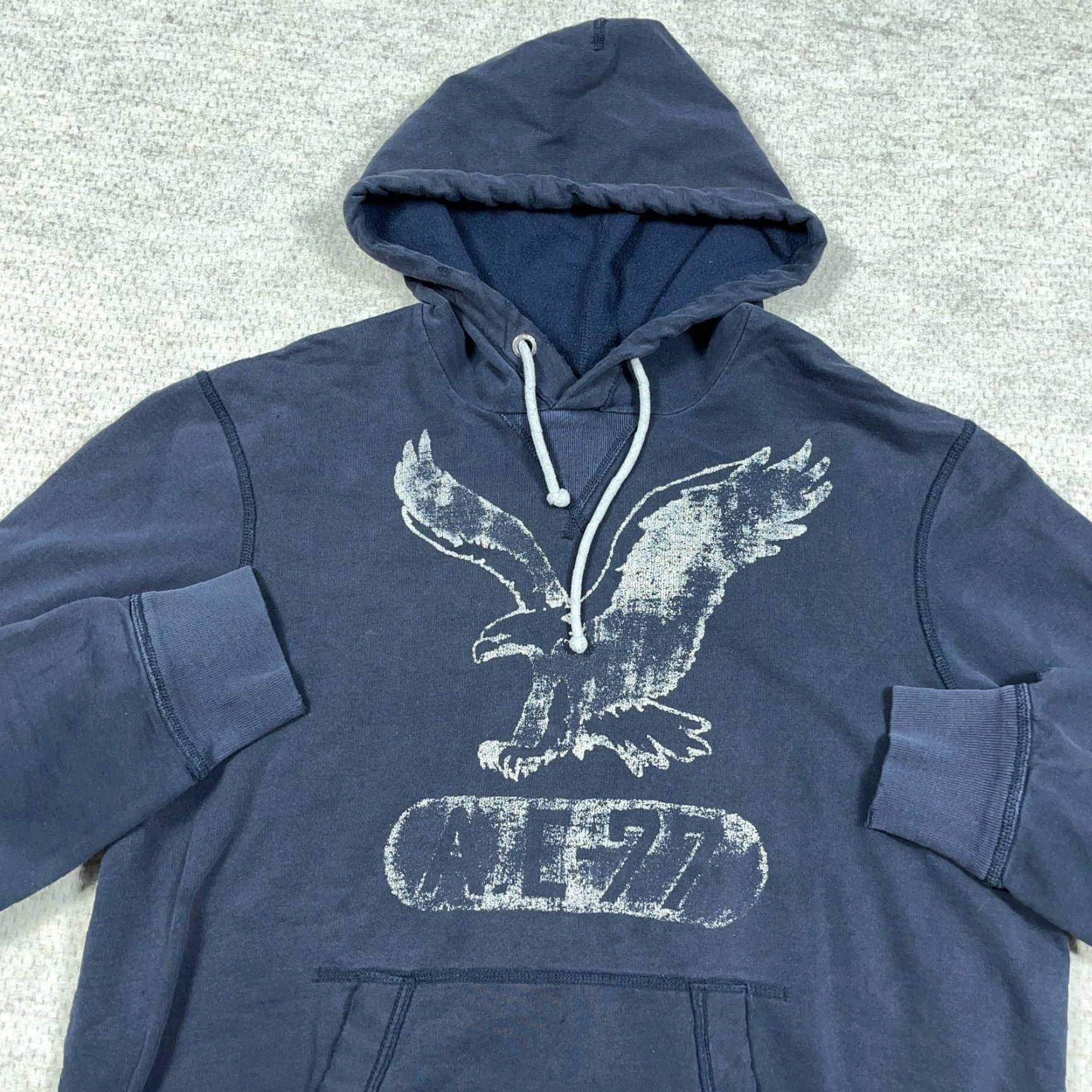 American Eagle Outfitters VINTAGE American Eagle Hoodie Men XL Faded Blue Sweatshirt AE77 Distressed Size US XL / EU 56 / 4 - 2 Thumbnail