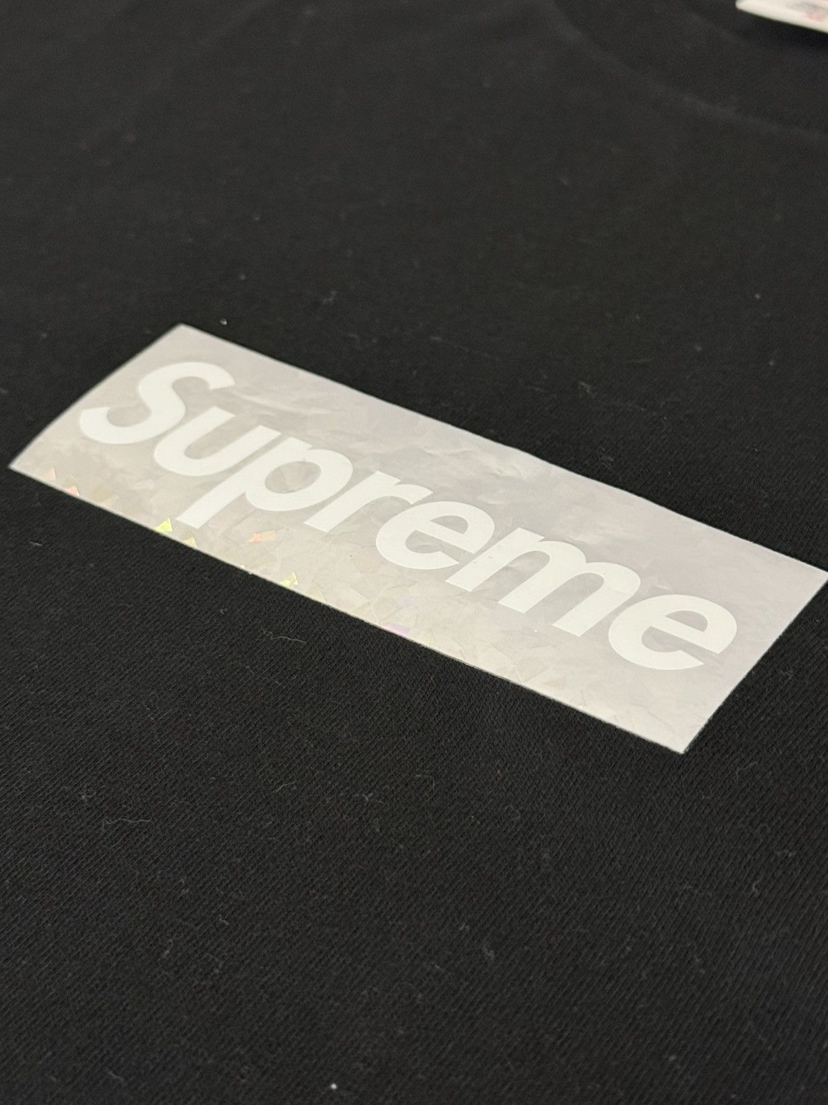 Supreme Supreme Holographic Box Logo Size US XL / EU 56 / 4 - 2 Thumbnail