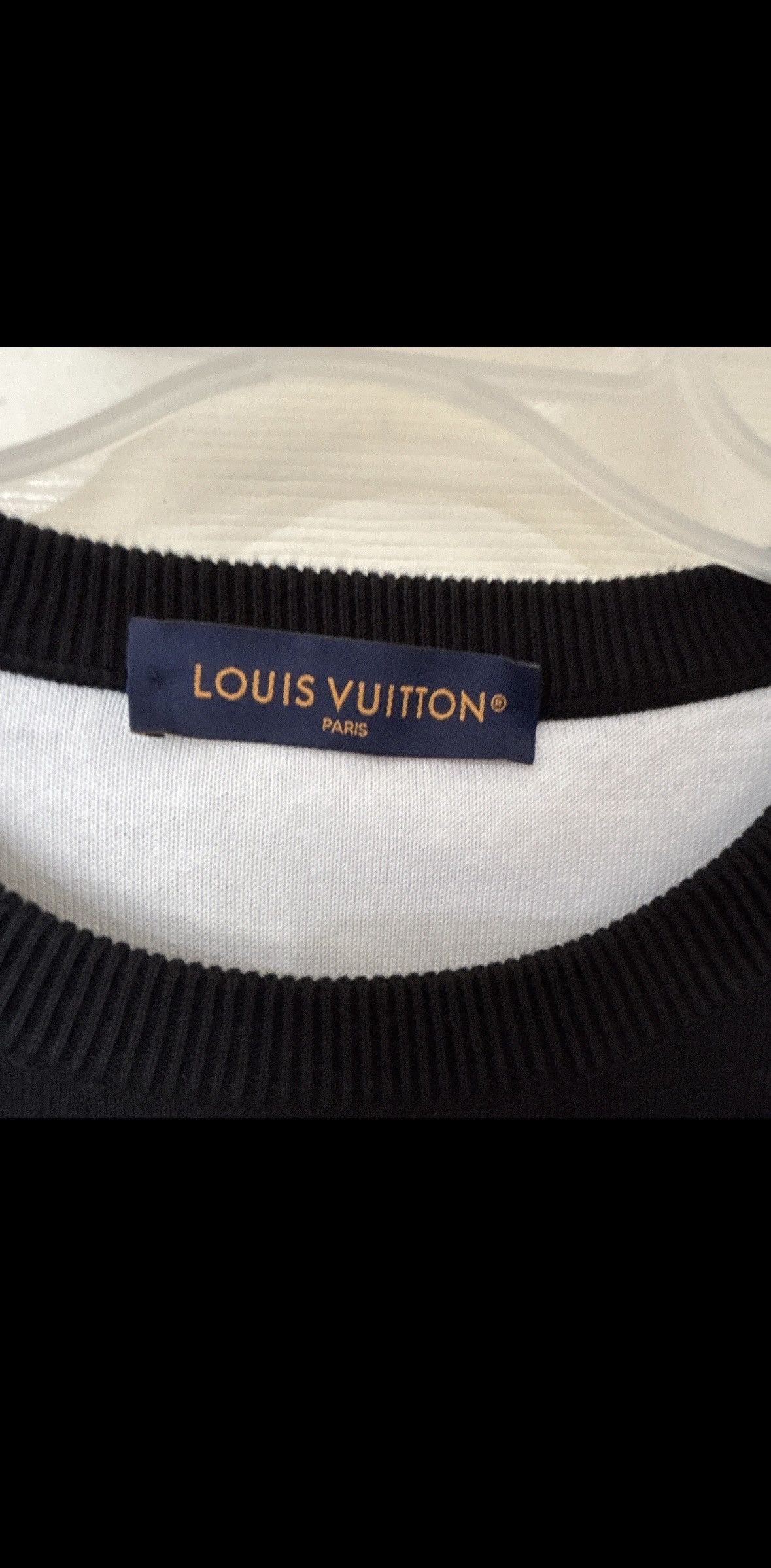 Louis Vuitton Louis Vuitton Black Monogram Wool Crewneck Size US XL / EU 56 / 4 - 2 Thumbnail