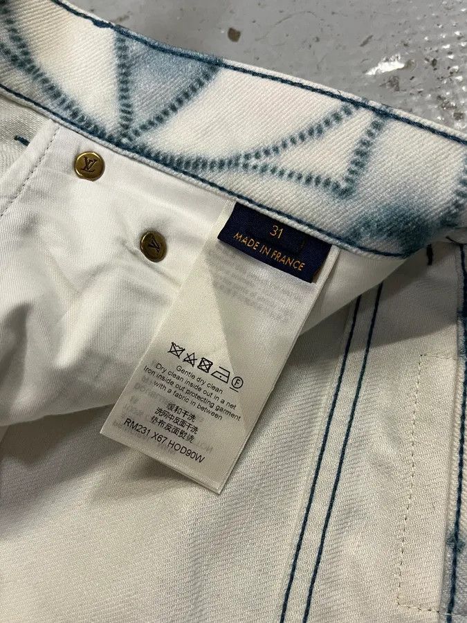 Louis Vuitton Louis Vuitton Blurred Logo Cream & Blue Pants Size US 32 / EU 48 - 14 Thumbnail