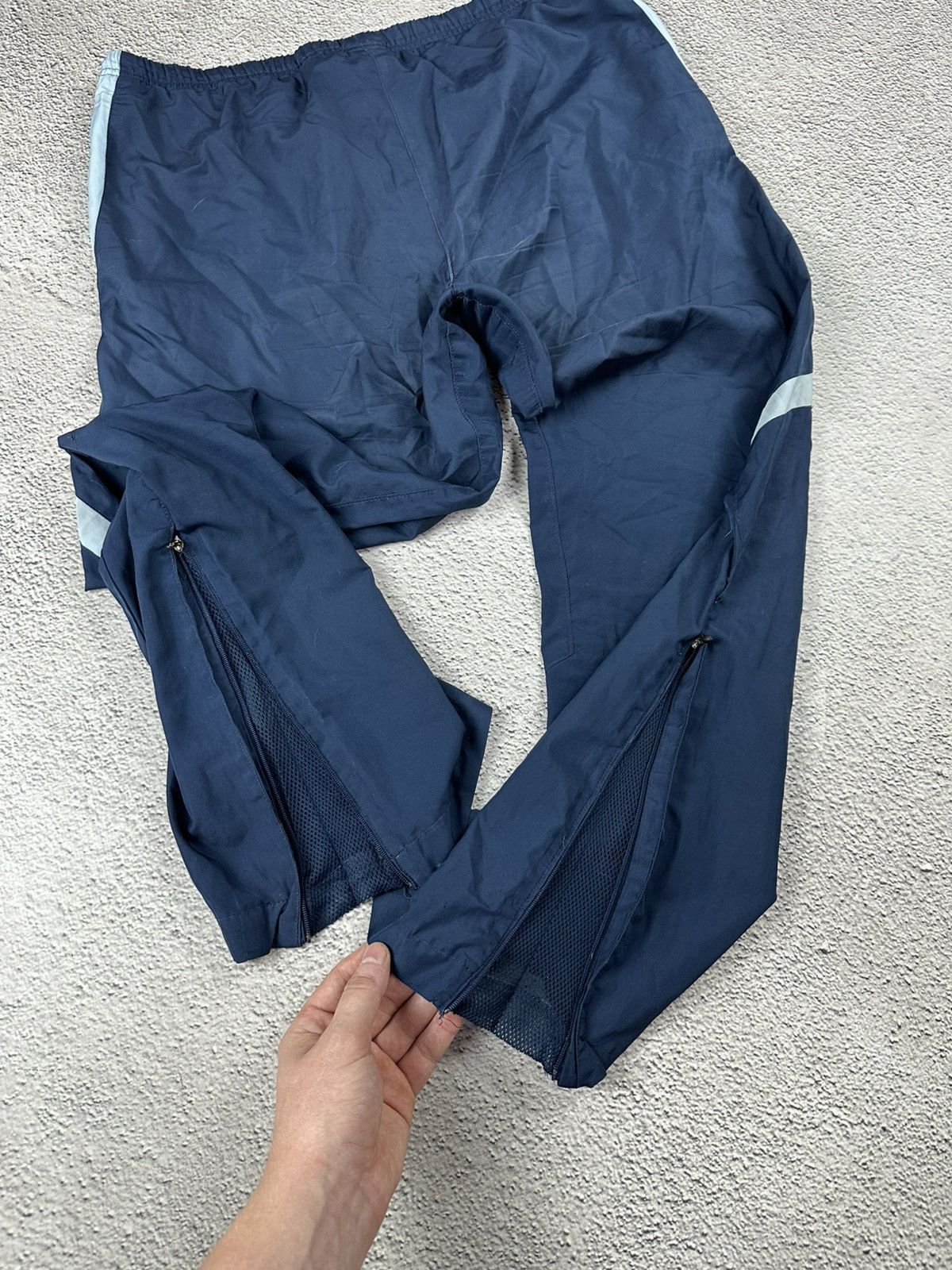 Nike Vintage Nike Track Pants Nylon Baggy Y2K Drill Style Size 34" / US 12 / IT 48 - 8 Thumbnail