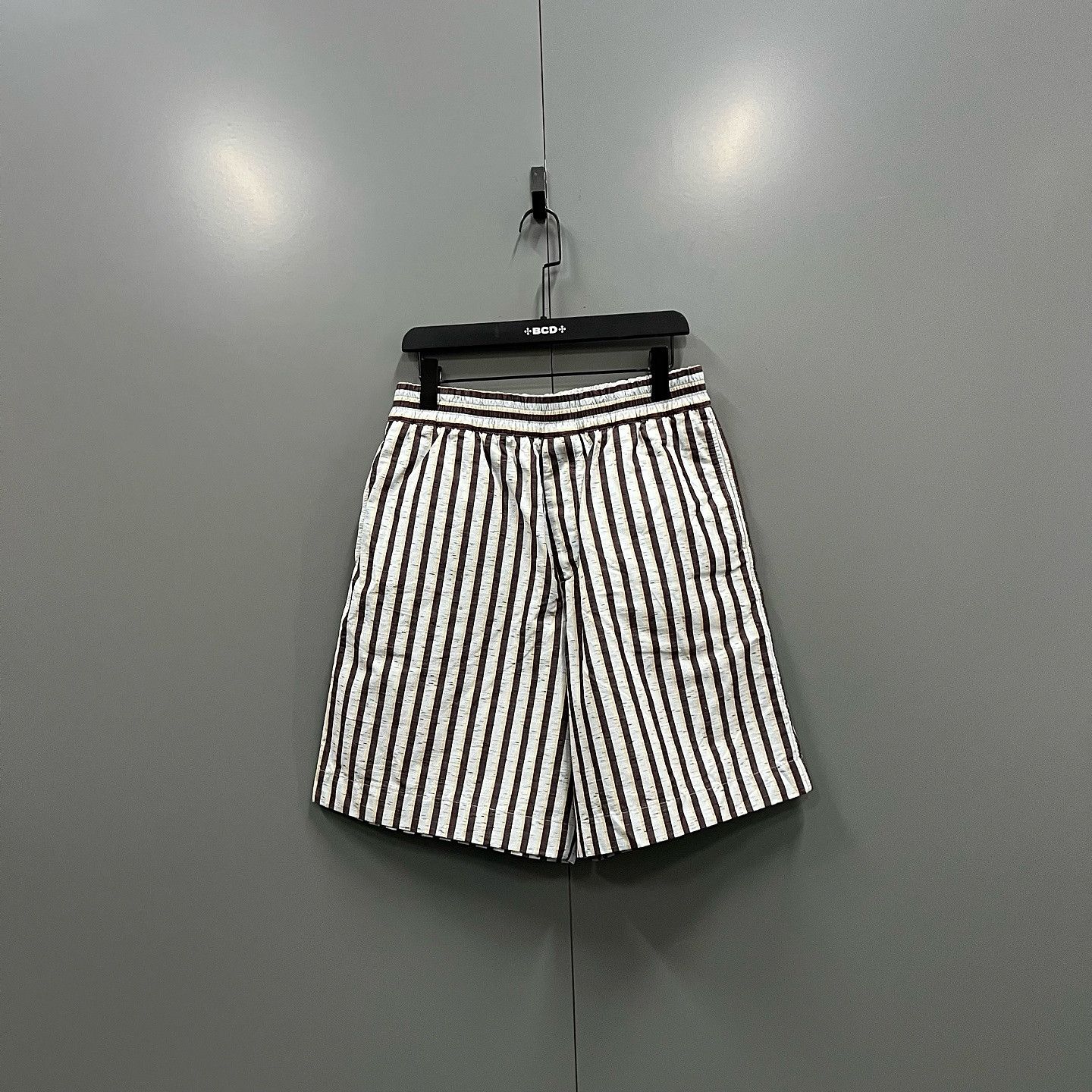 Bottega Veneta Bottega Veneta Striped Cotton Linen Shorts Size S Size US 30 / EU 46 - 1 Thumbnail