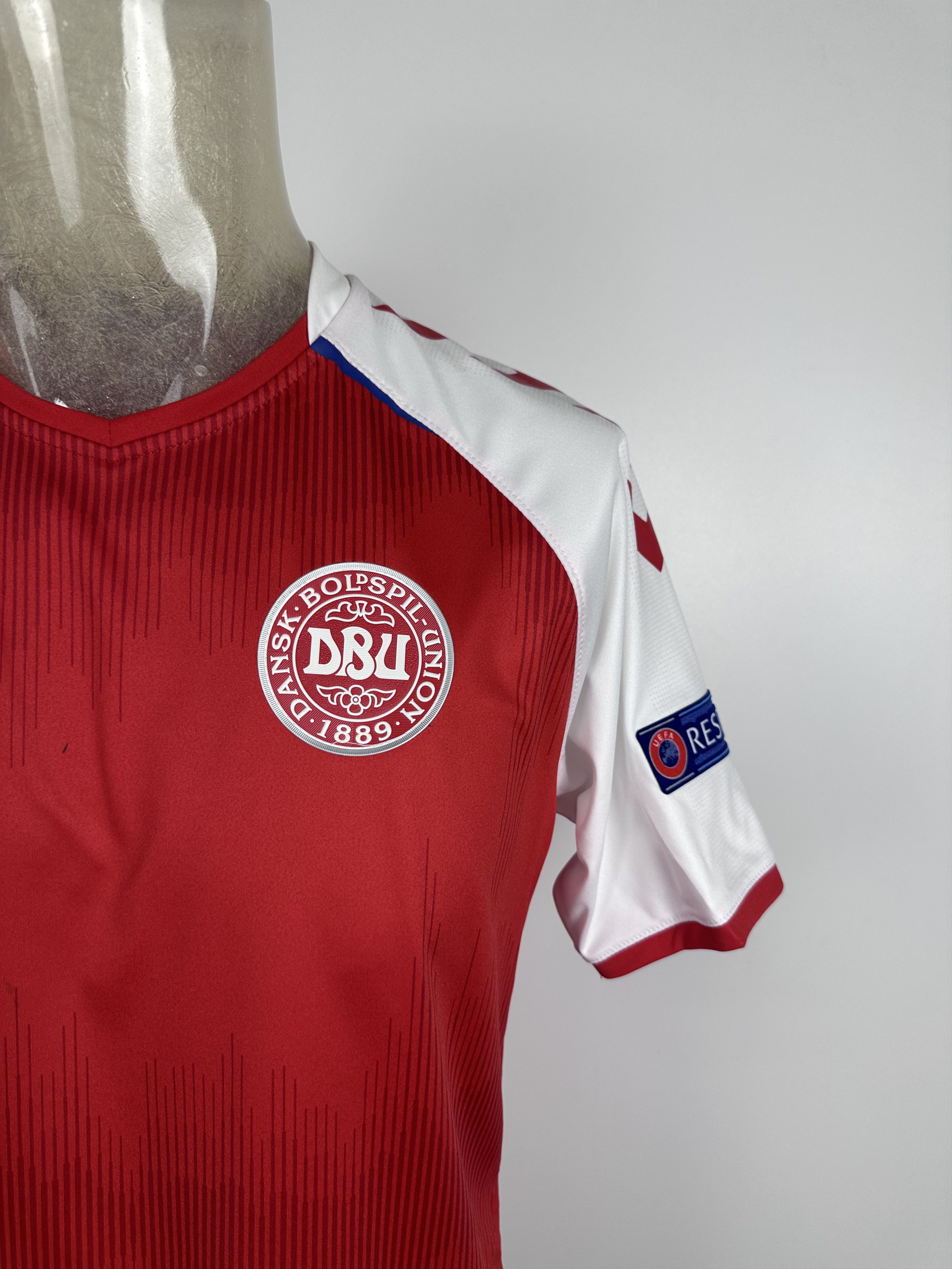 Hummel DENMARK 2021 22 HOME FOOTBALL SHIRT SOCCER JERSEY HUMMEL RED Size US L / EU 52-54 / 3 - 2 Thumbnail