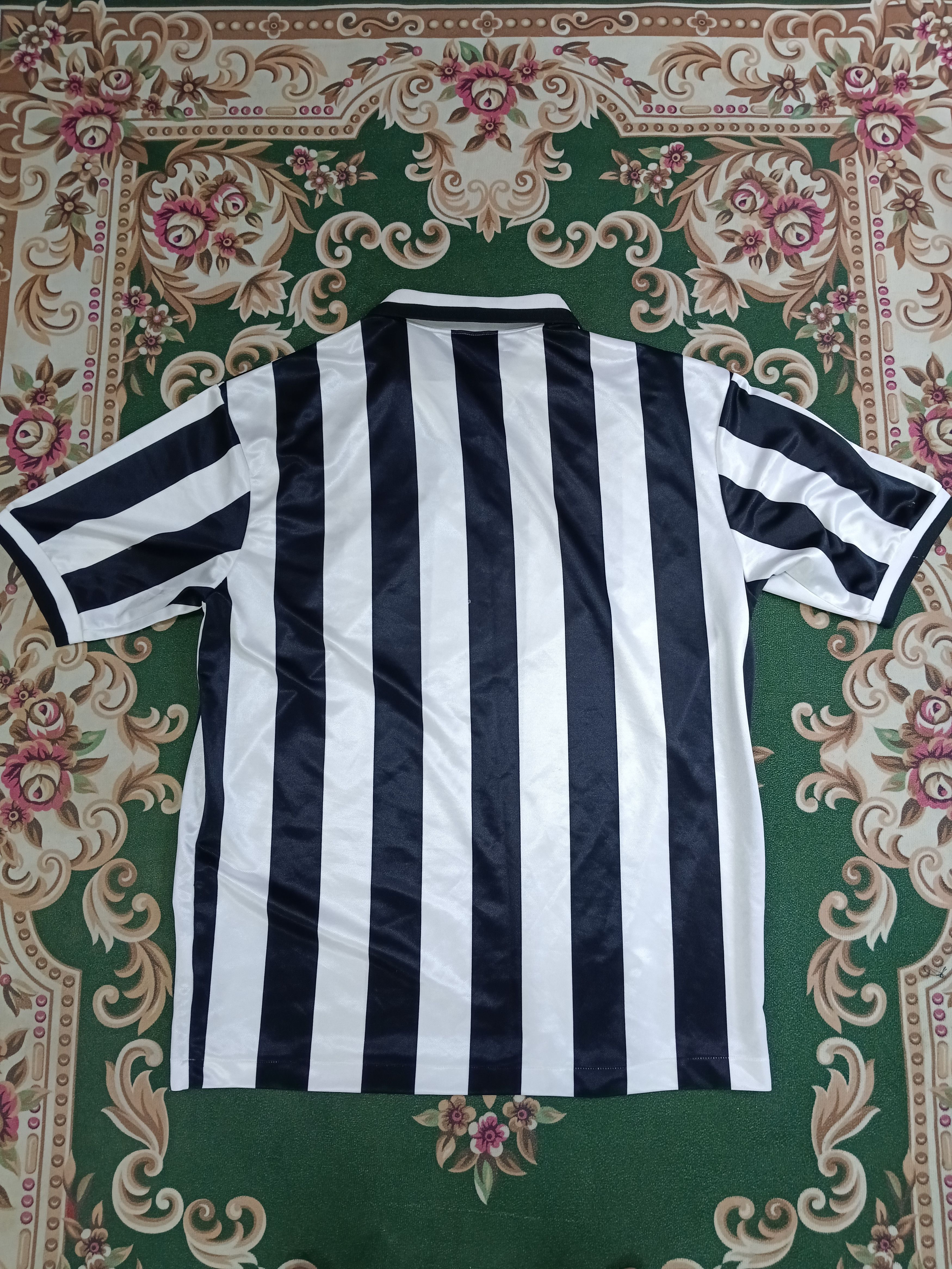 Kappa × Vintage VINTAGE 90s KAPPA JUVENTUS JERSEY Size US L / EU 52-54 / 3 - 3 Thumbnail