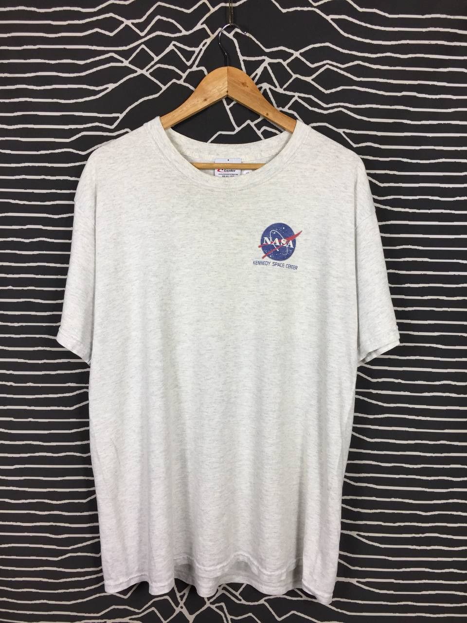 Arts & Science Vtg NASA Kennedy Space Center Let's Do Launch Tee Size US L / EU 52-54 / 3 - 7 Thumbnail