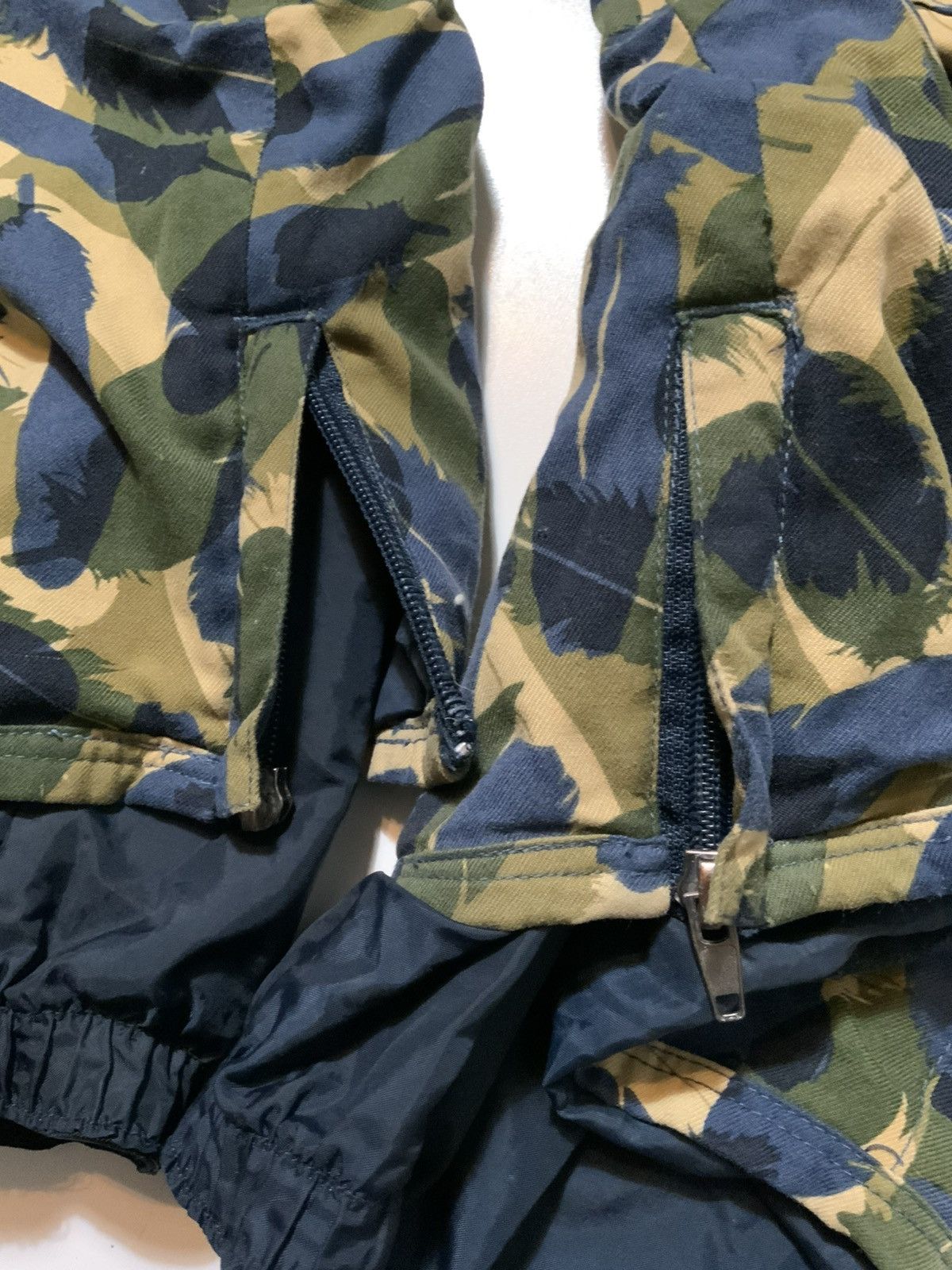 Burton × Vintage Vintage Y2K Burton Snowboards Feather Camo Ski Cargo Pants Size US 32 / EU 48 - 7 Thumbnail