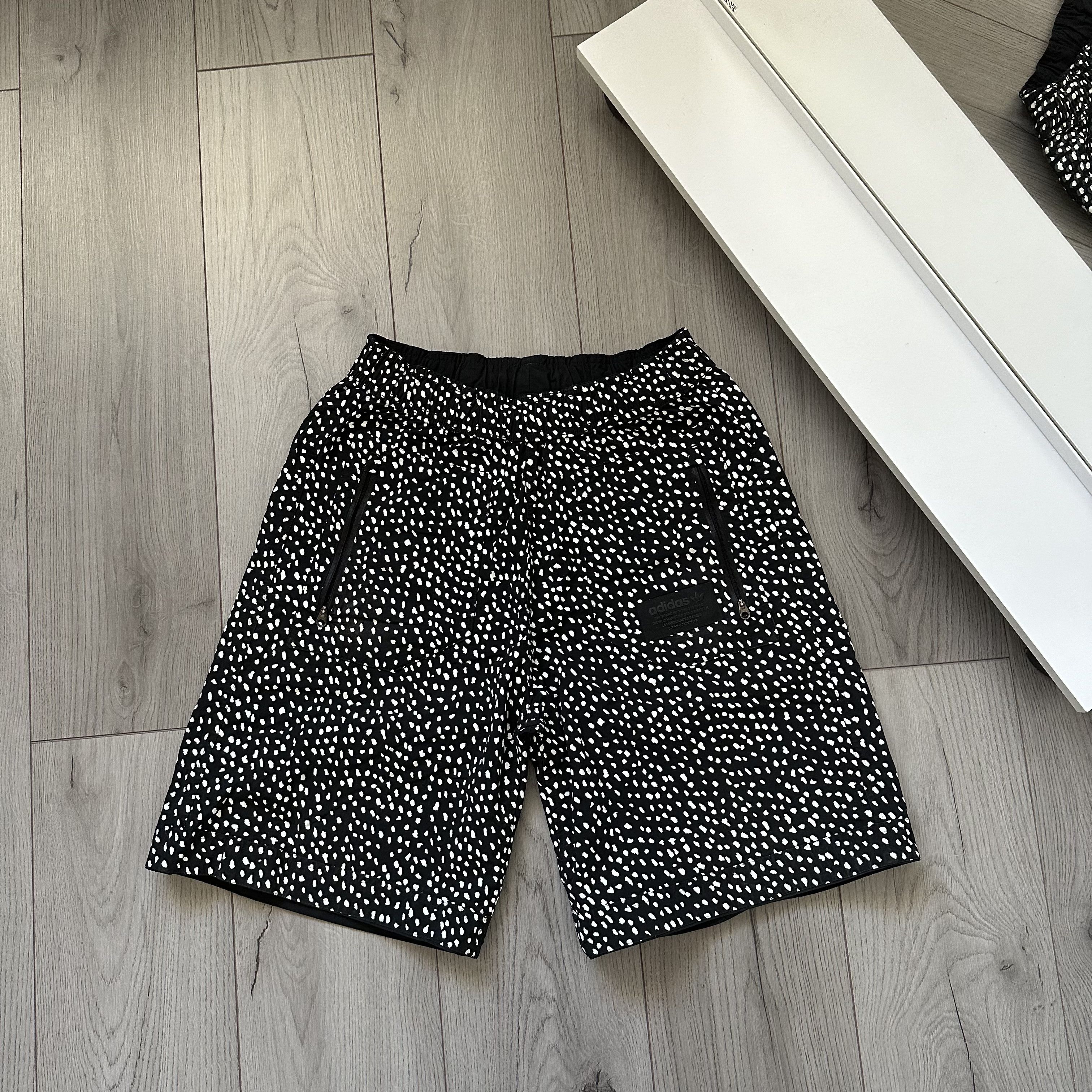Adidas Adidas Reversible Japanese Style Nylon Drill track Shorts Size US 32 / EU 48 - 6 Thumbnail