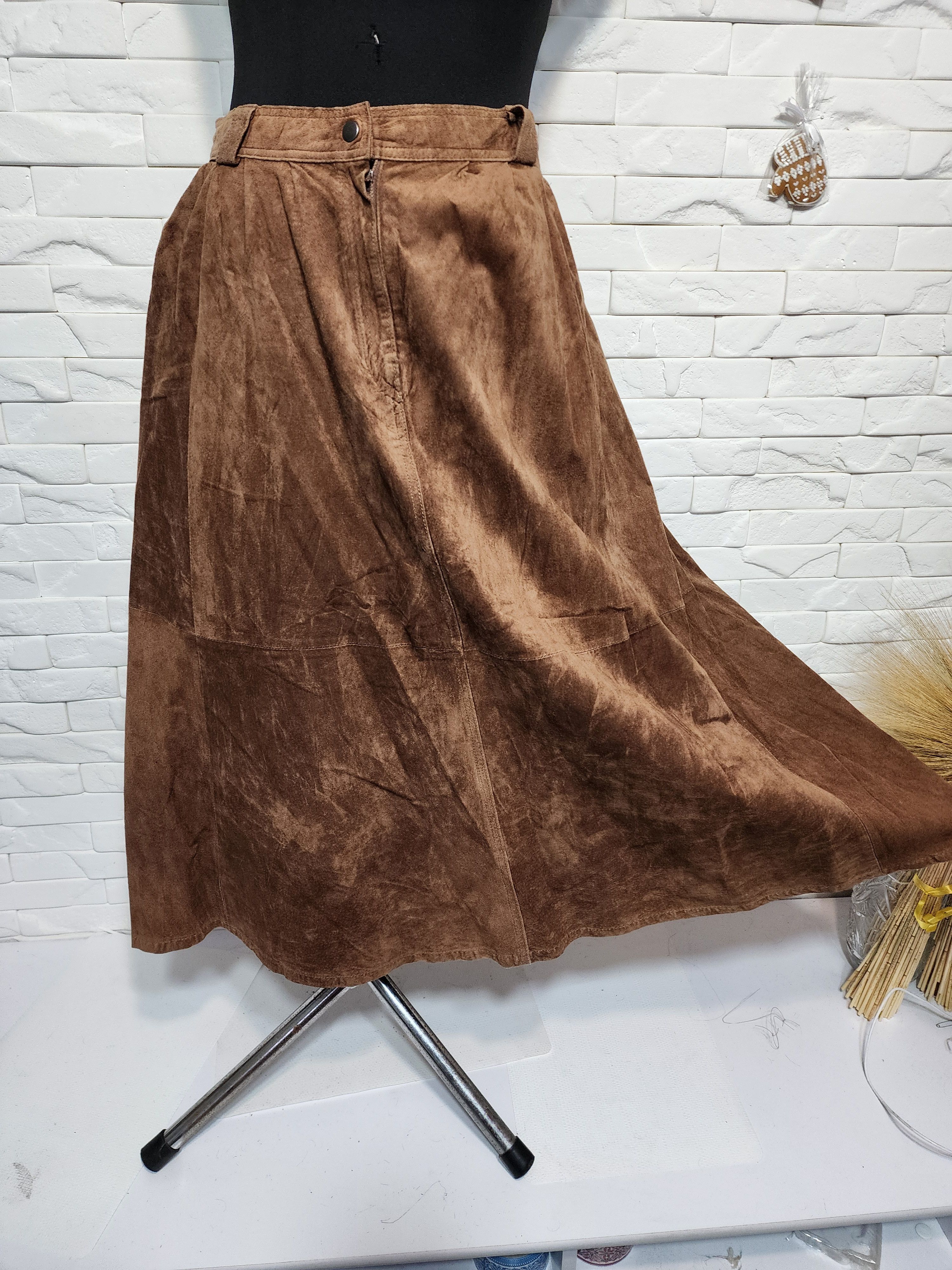 Other Brown Flared Leather Skirt with Pockets. Size 32" / US 10 / IT 46 - 1 Thumbnail