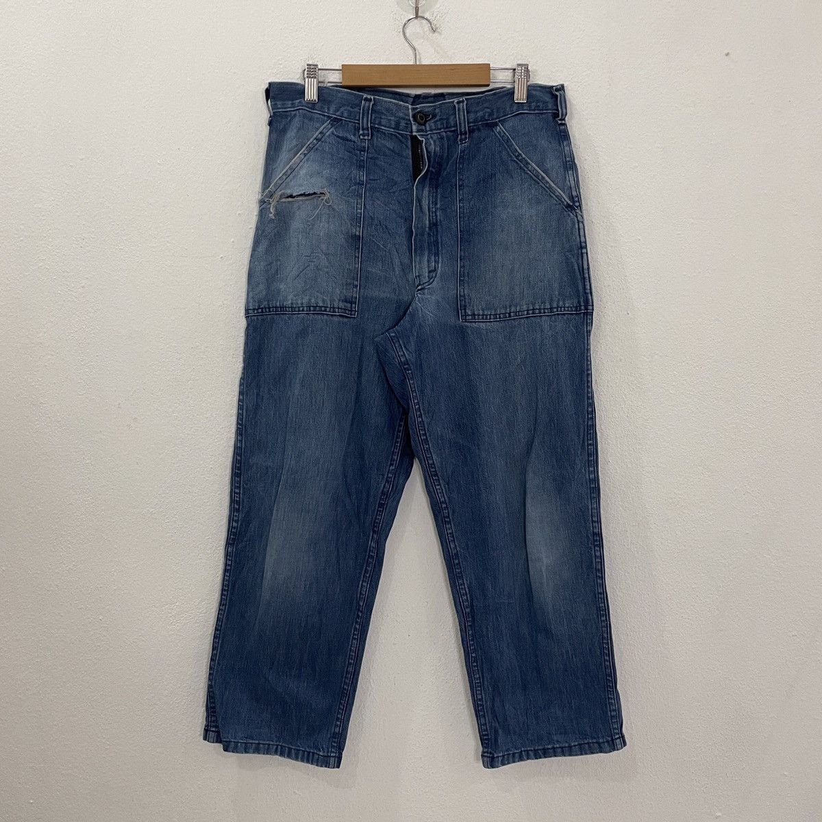 Japanese Brand Vintage 90s Gun Ho Workwear Distressed Denim Jeans Size US 32 / EU 48 - 1 Thumbnail
