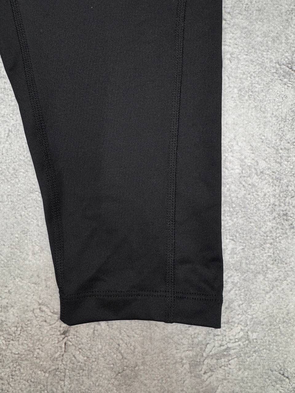 Asics Asics Women NWT Silver Knee Tight Capri Leggings Performance Size 25" / US 0 / IT 36 - 2 Thumbnail