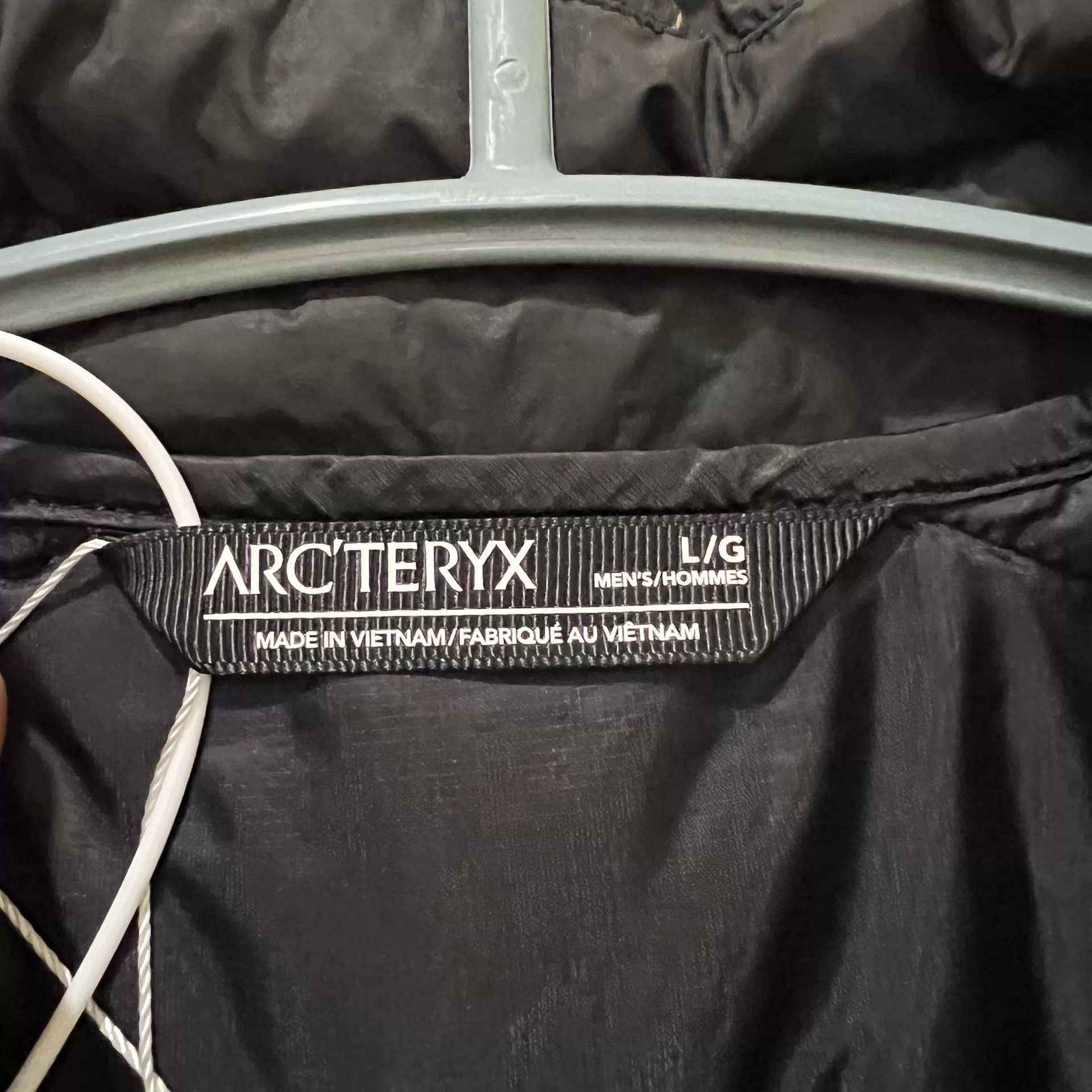 Arc'teryx Arcteryx Cerium L Embroidered Logo Collar Down 99New Size US L / EU 52-54 / 3 - 6 Thumbnail