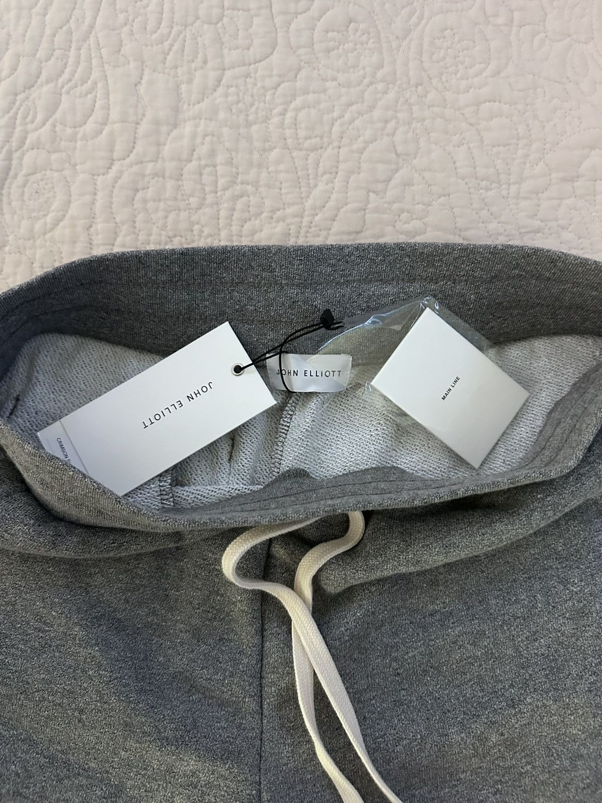 John Elliott John Elliot Crimson Shorts Dark Grey size 2 Size US 29 - 3 Thumbnail