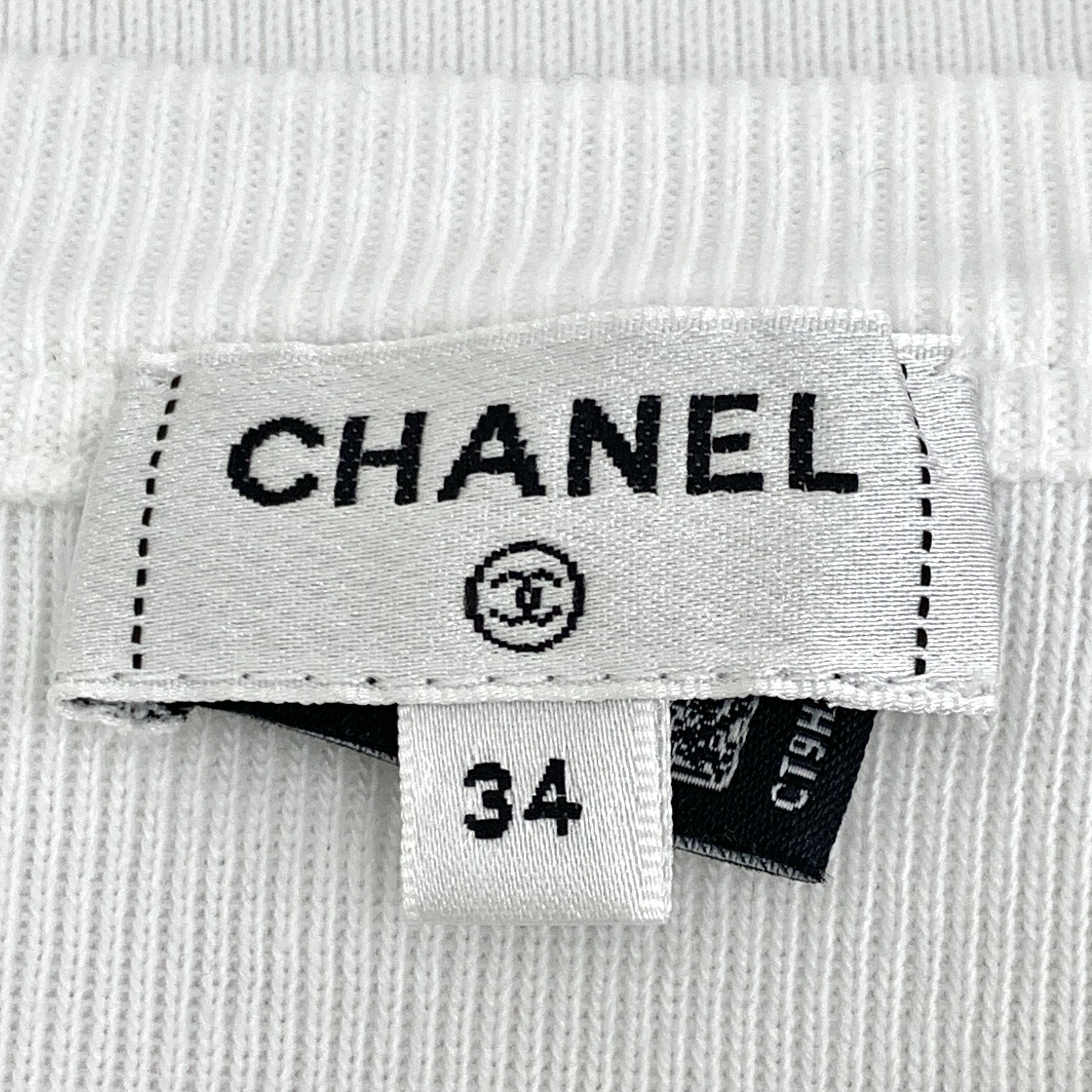Chanel Chanel White Short Sleeve T-Shirt With 3D Flower Detail Size XXS / US 00 / IT 34 - 6 Thumbnail