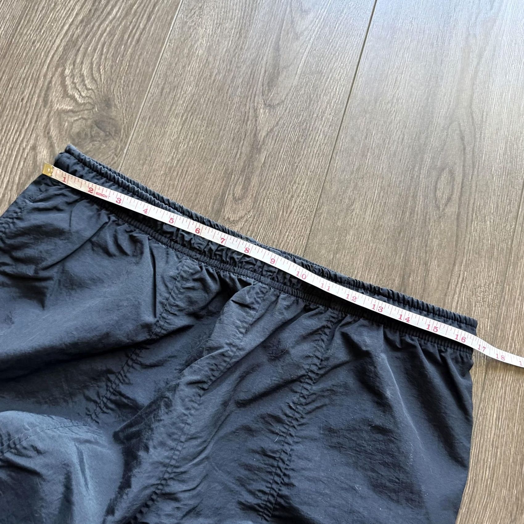 Sideout VINTAGE Sideout Sport Track Pants Medium Black Nylon Jogger Elastic Hem Baggy 90s Y2K Size US 31 - 7 Thumbnail