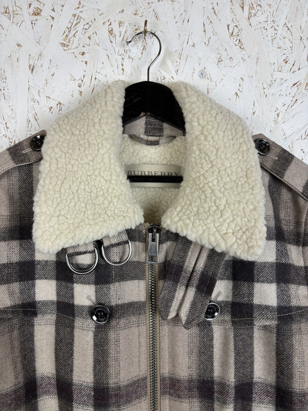 Burberry Burberry Wool Nova Check Shearling Jacket UK 14 USA 12 IT 46 Size L / US 10 / IT 46 - 2 Thumbnail